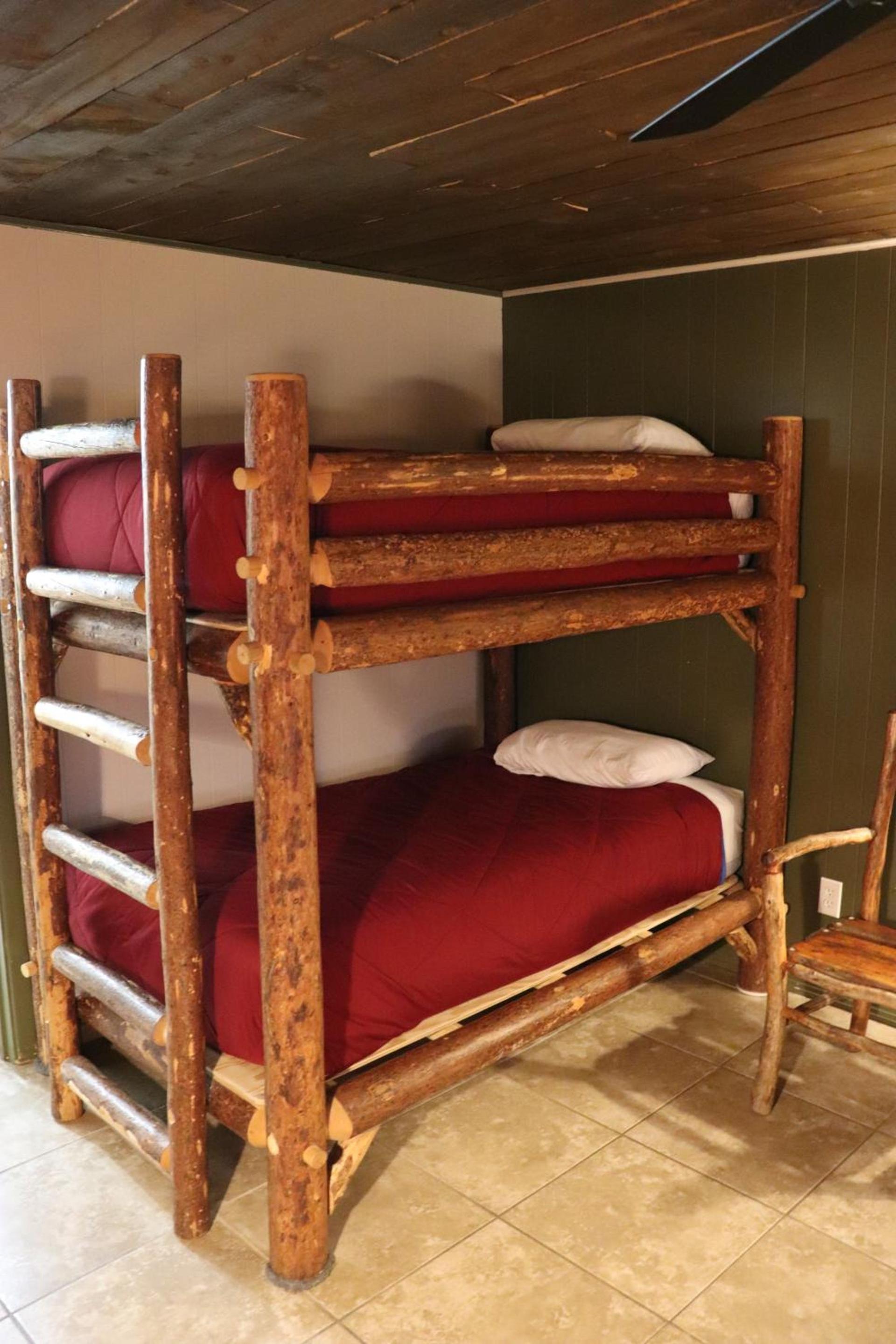 Lone Fir Resort photo 92