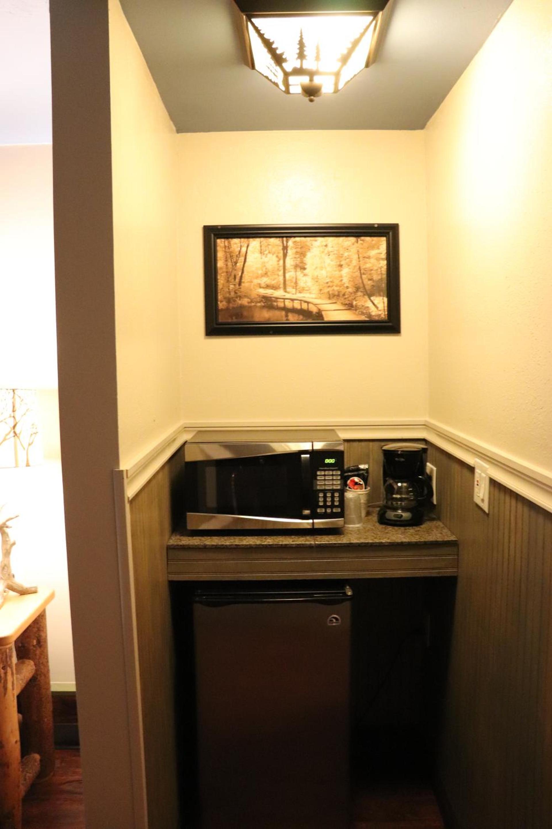 Lone Fir Resort photo 87