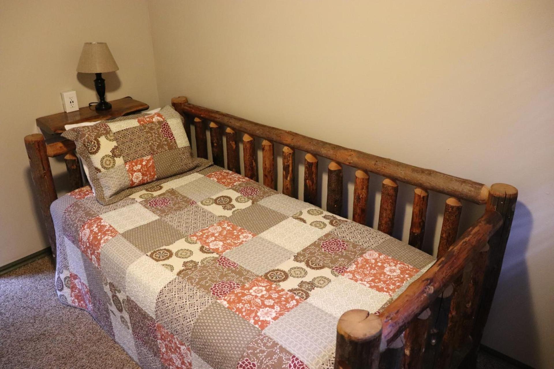 Lone Fir Resort photo 71