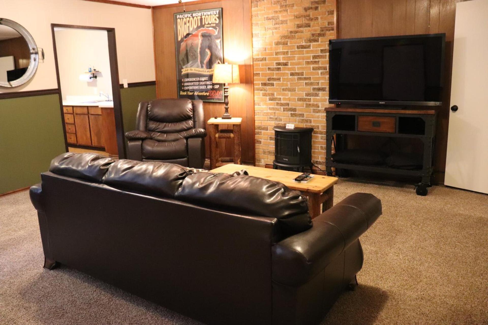 Lone Fir Resort photo 77