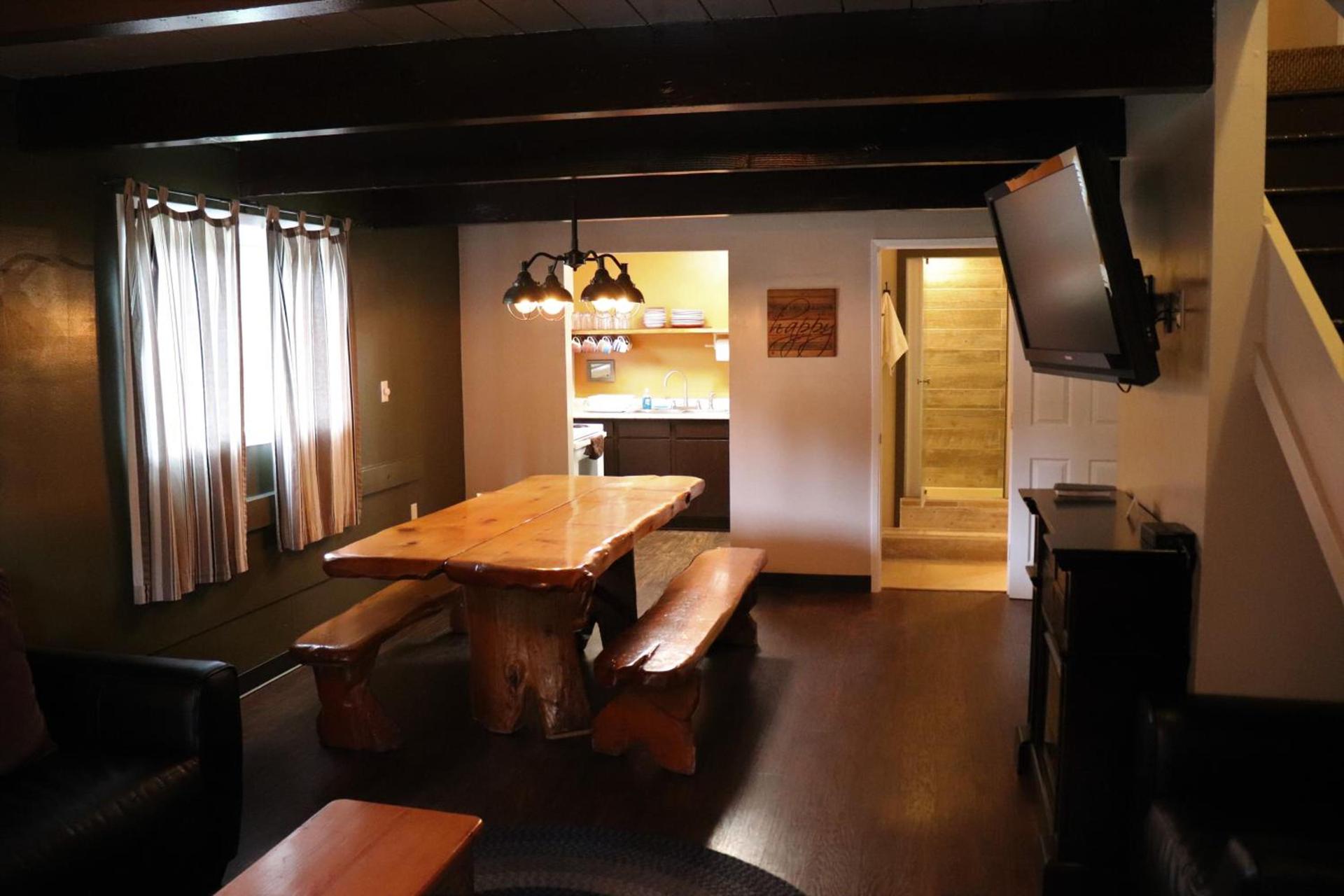 Lone Fir Resort photo 65
