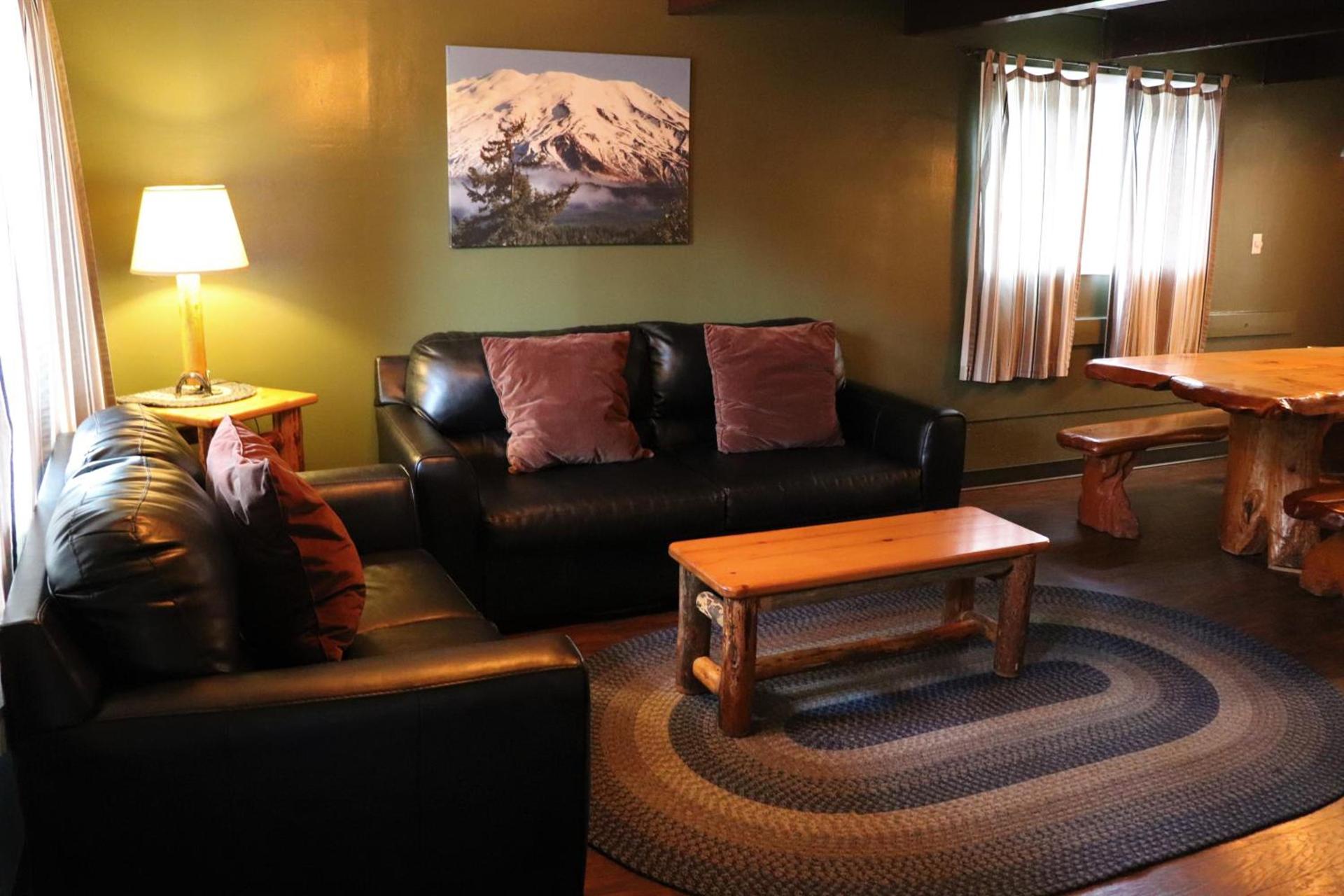 Lone Fir Resort photo 67