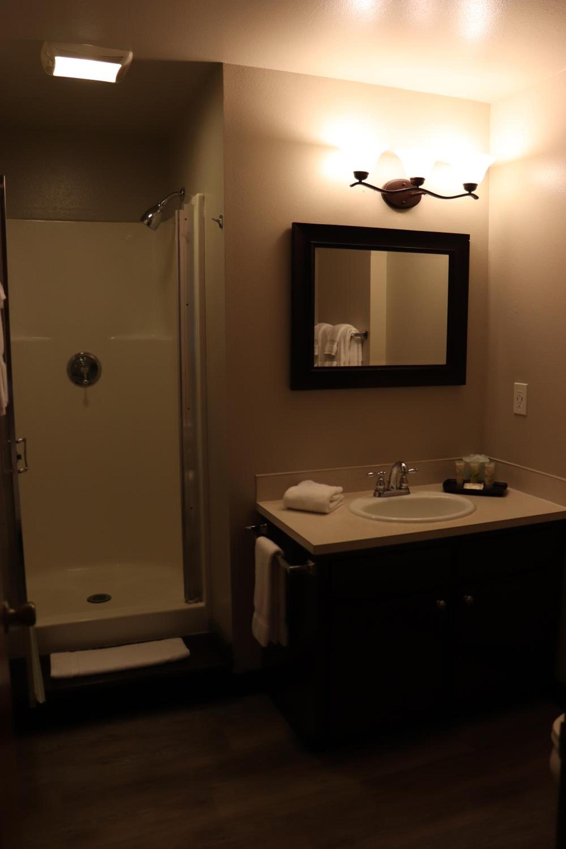 Lone Fir Resort photo 49