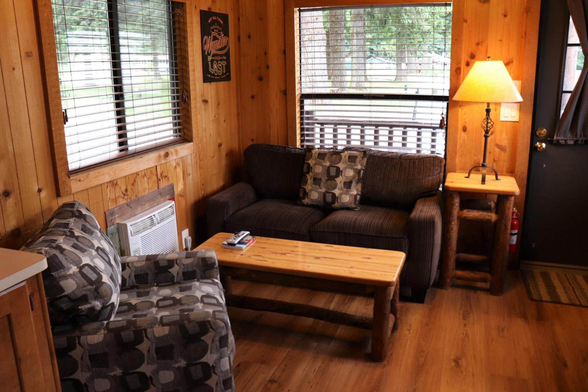 Lone Fir Resort photo 39