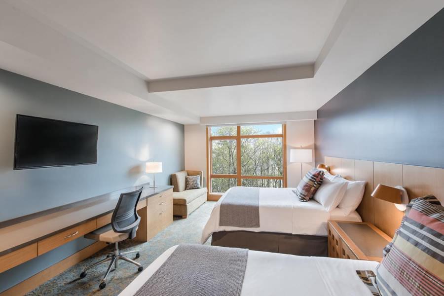 Cedarbrook Lodge photo 3