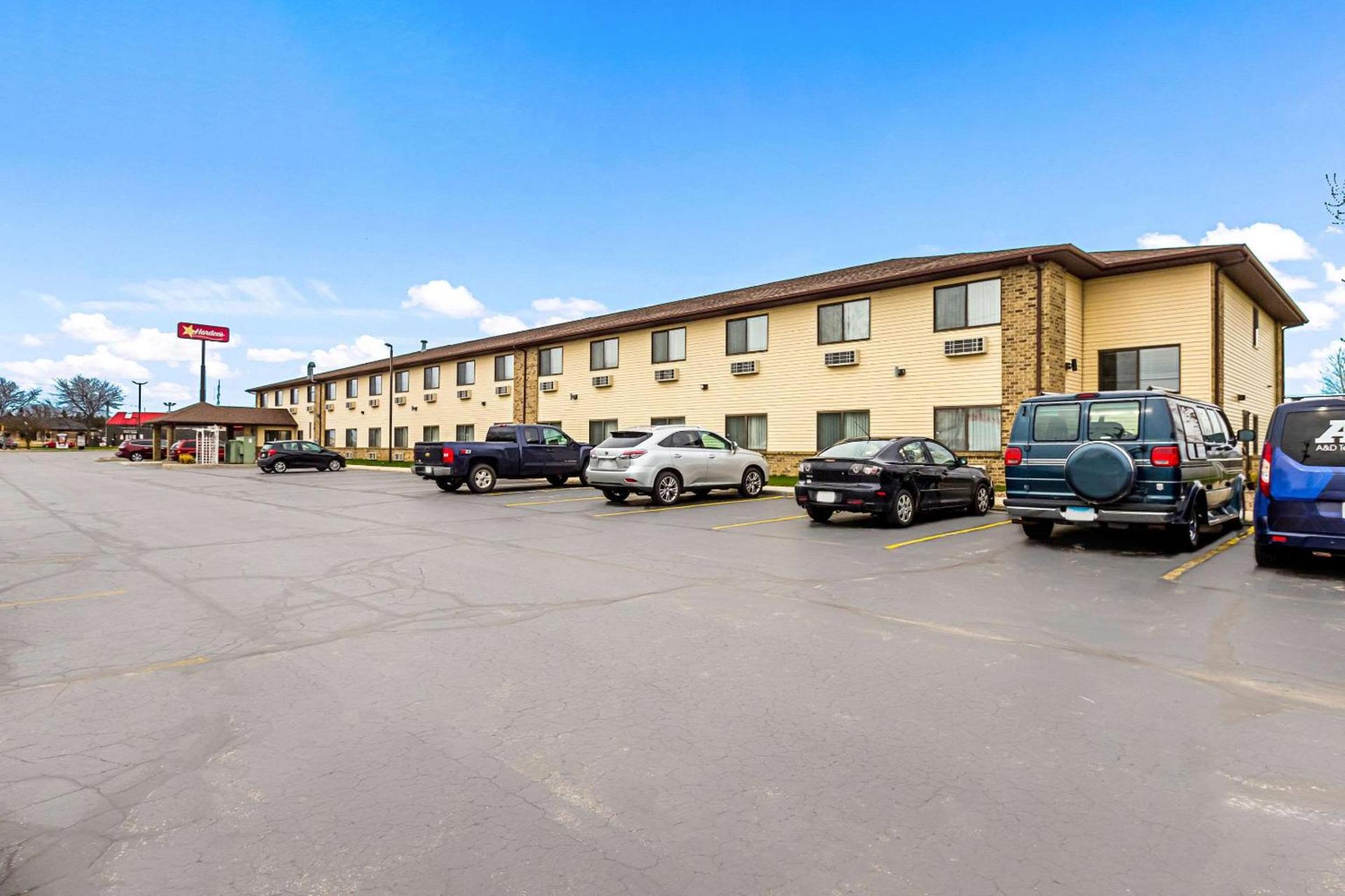 Quality Inn Sheboygan North I-43 photo 4