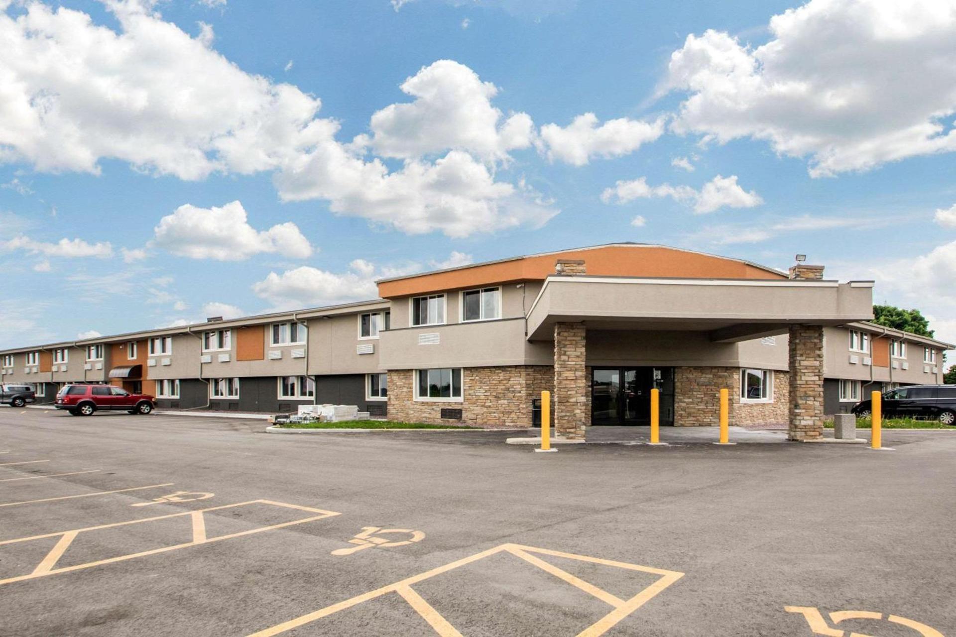 Quality Inn Madison West Near University Area photo 1