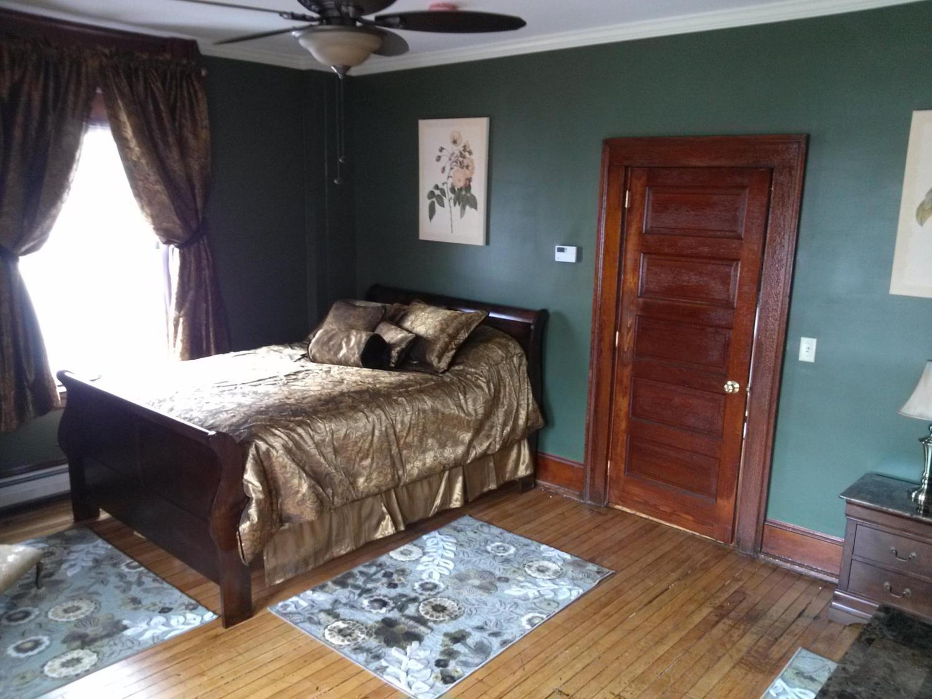 Firehouse Inn photo 13