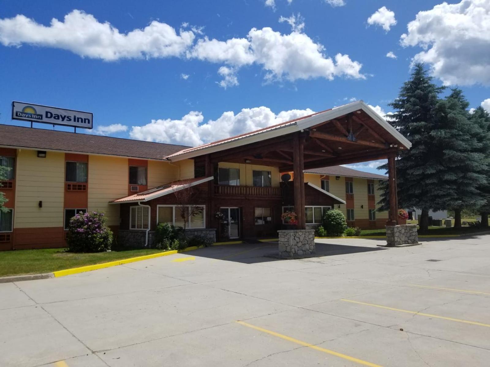 Sandpoint Inn photo 28