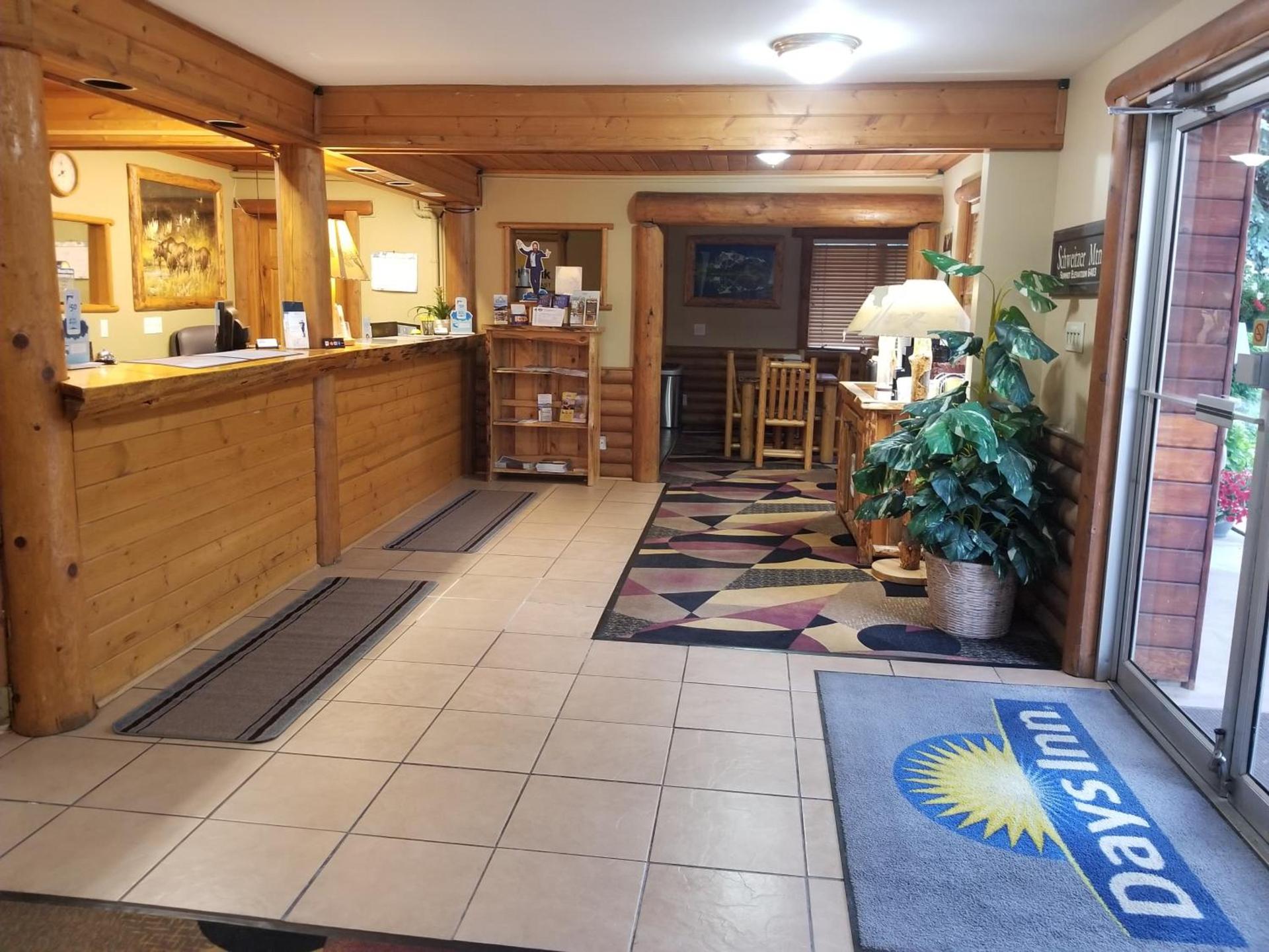 Sandpoint Inn photo 25