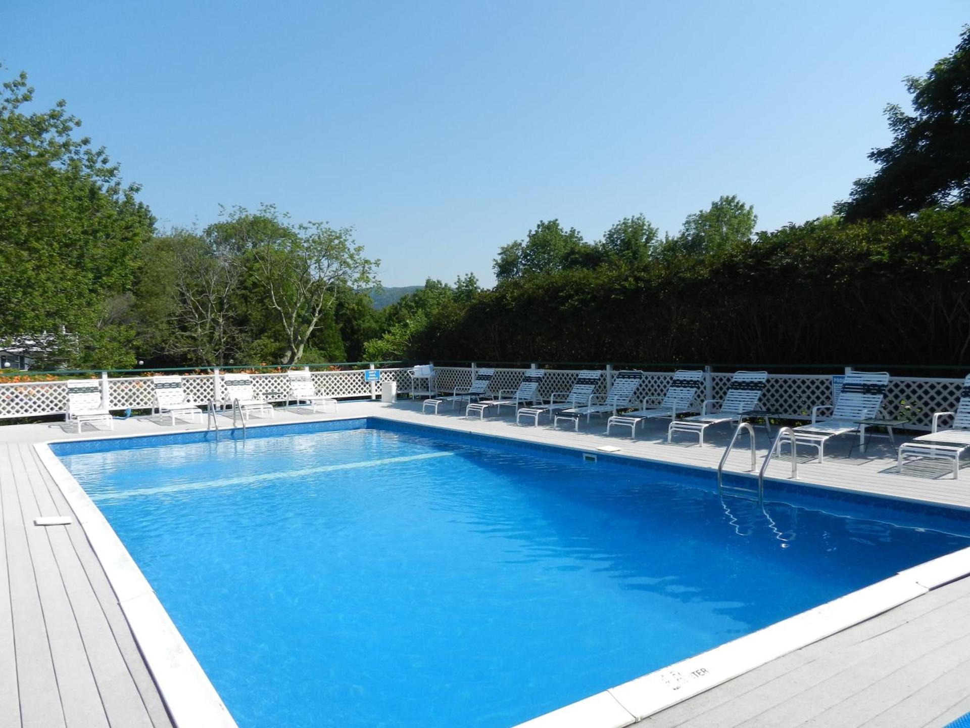 Cedar Crest Inn photo 4