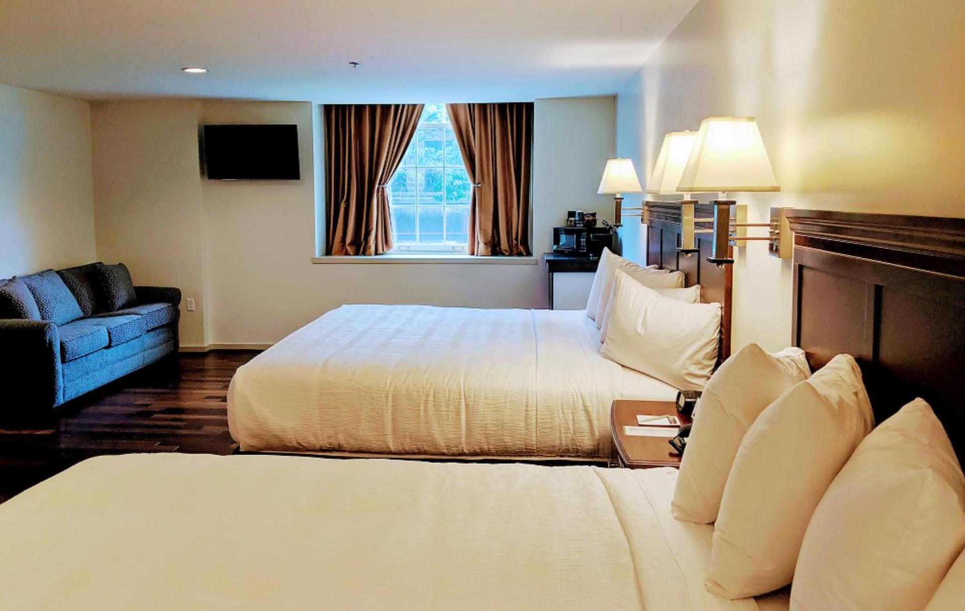 Grand Eastonian Hotel & Suites photo 21