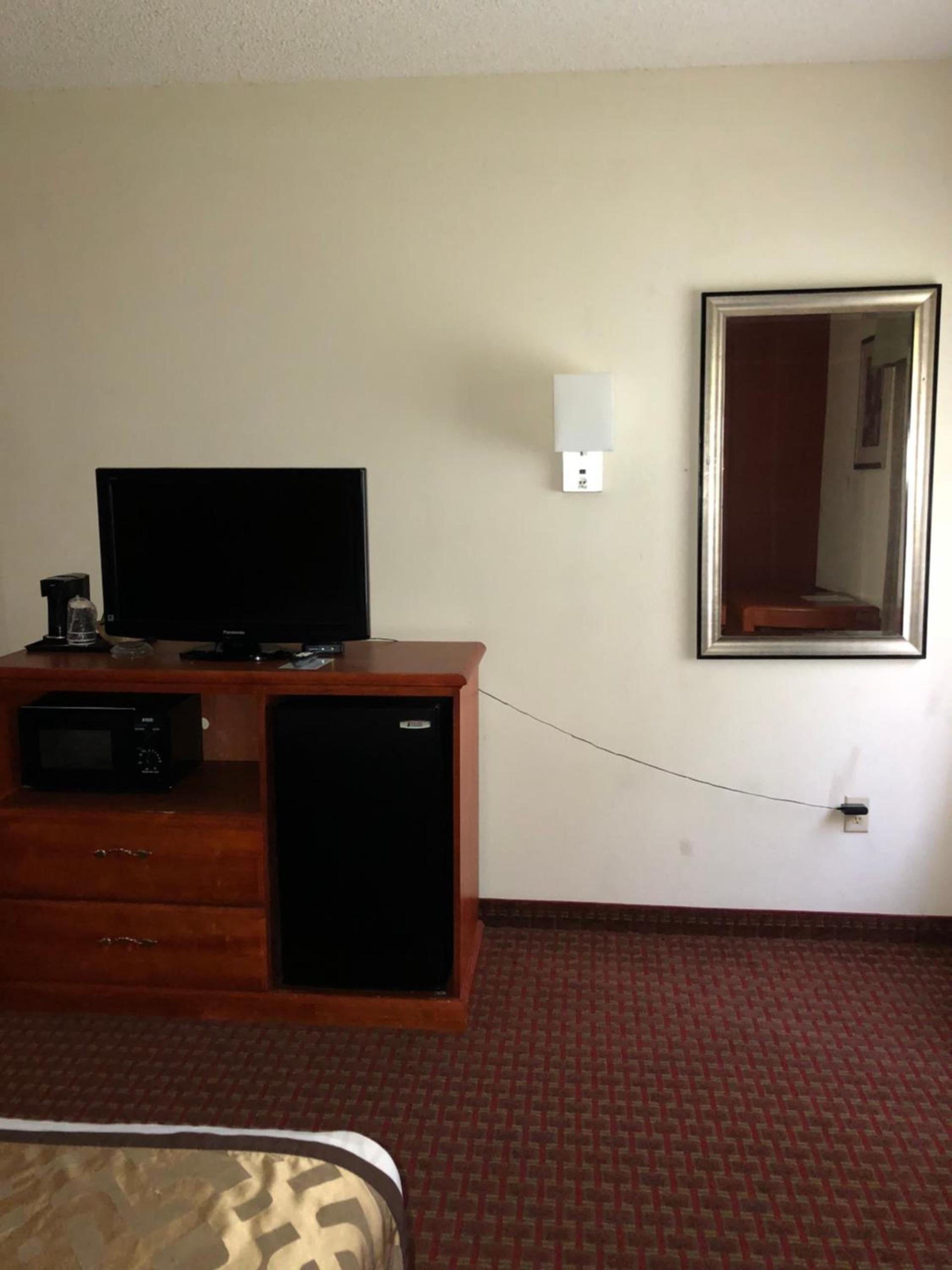 Millennium Inn photo 39