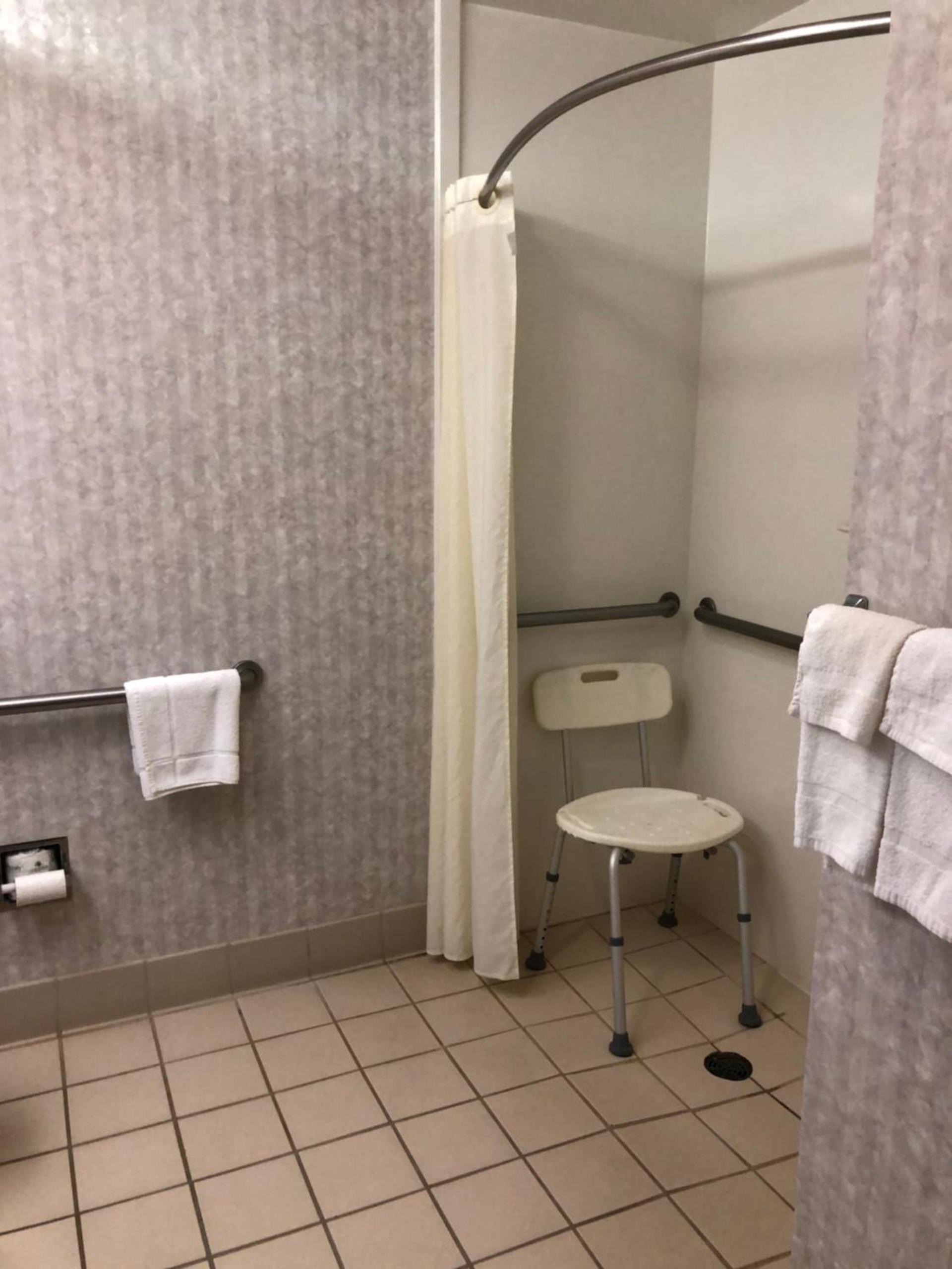 Millennium Inn photo 17