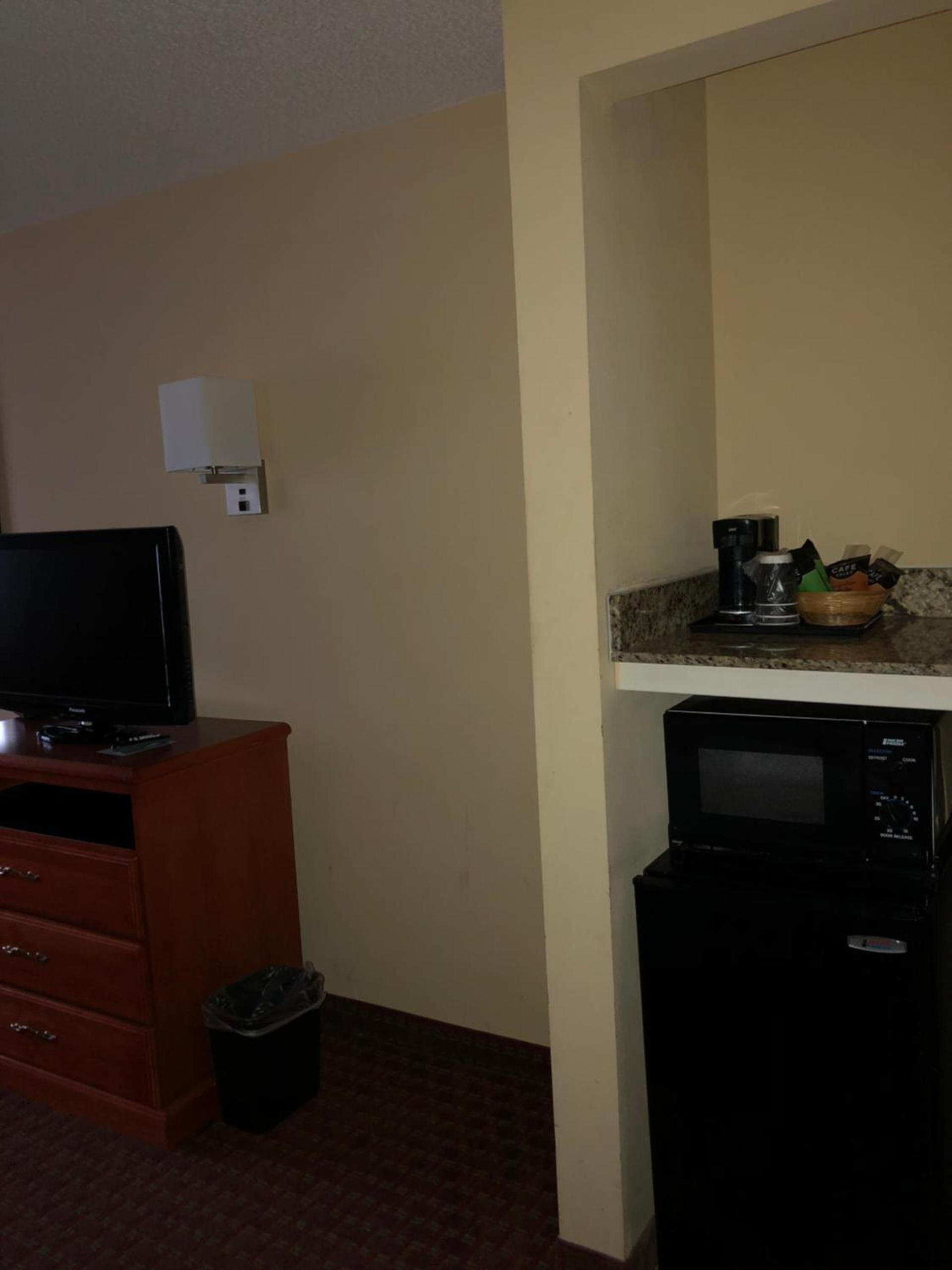 Millennium Inn photo 25
