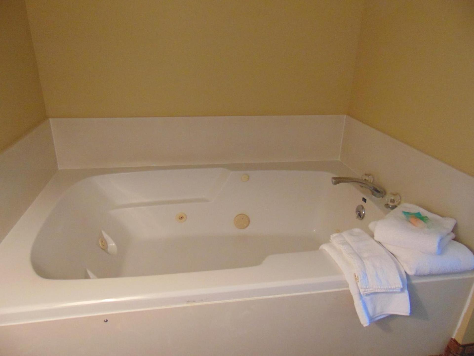 Horse Creek Inn photo 21