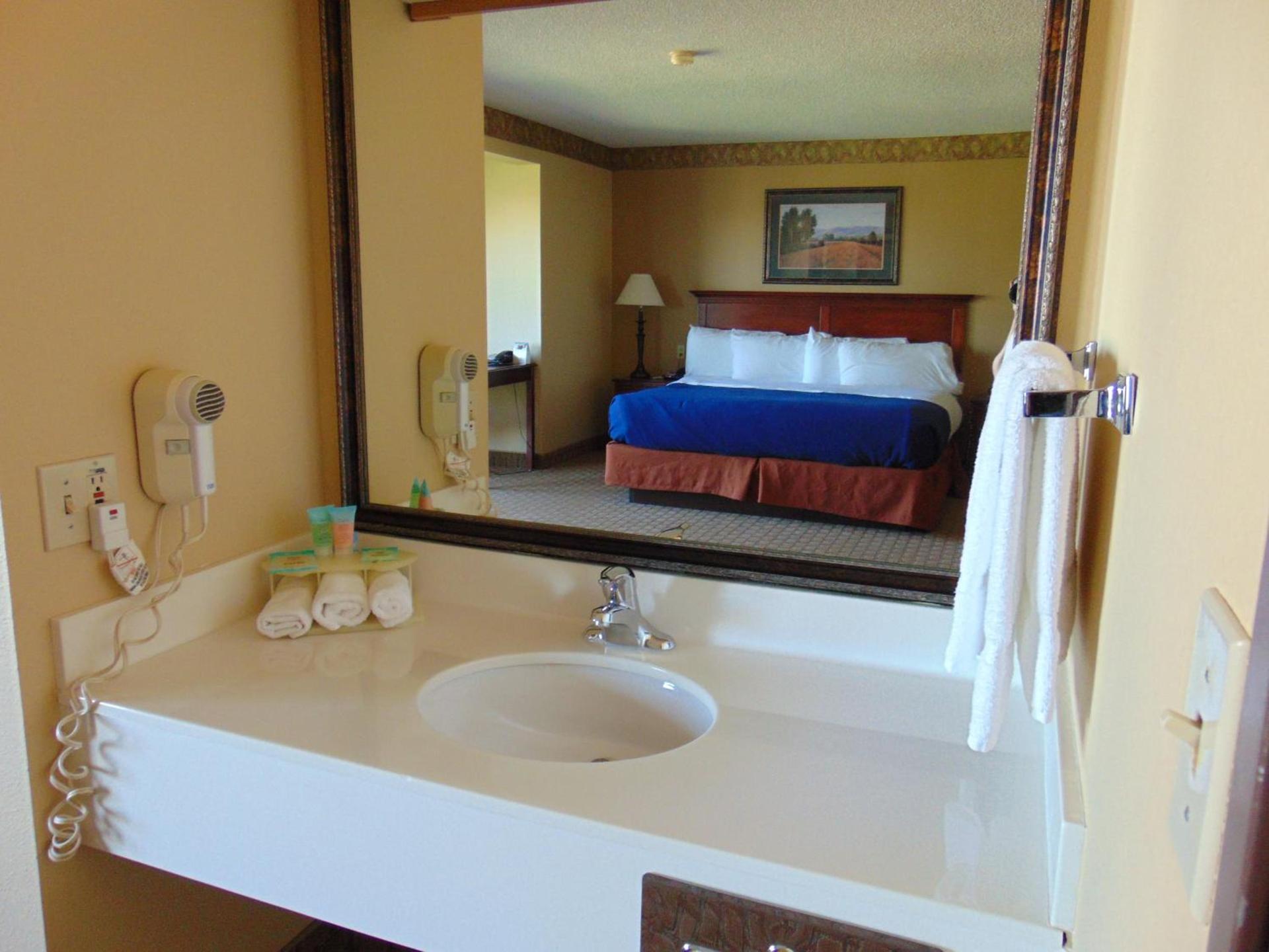 Horse Creek Inn photo 8