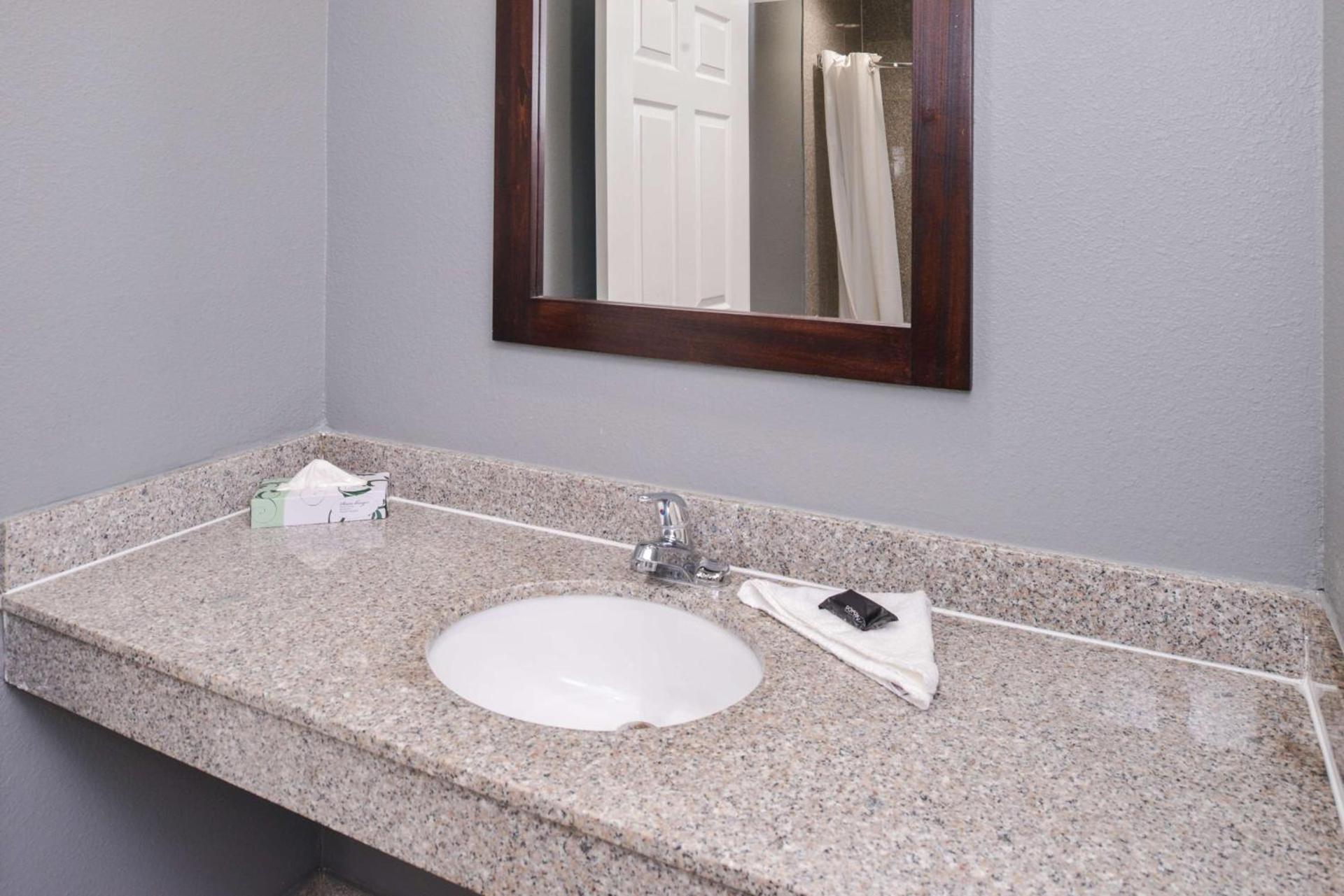 Laguna Inn and Suites photo 20