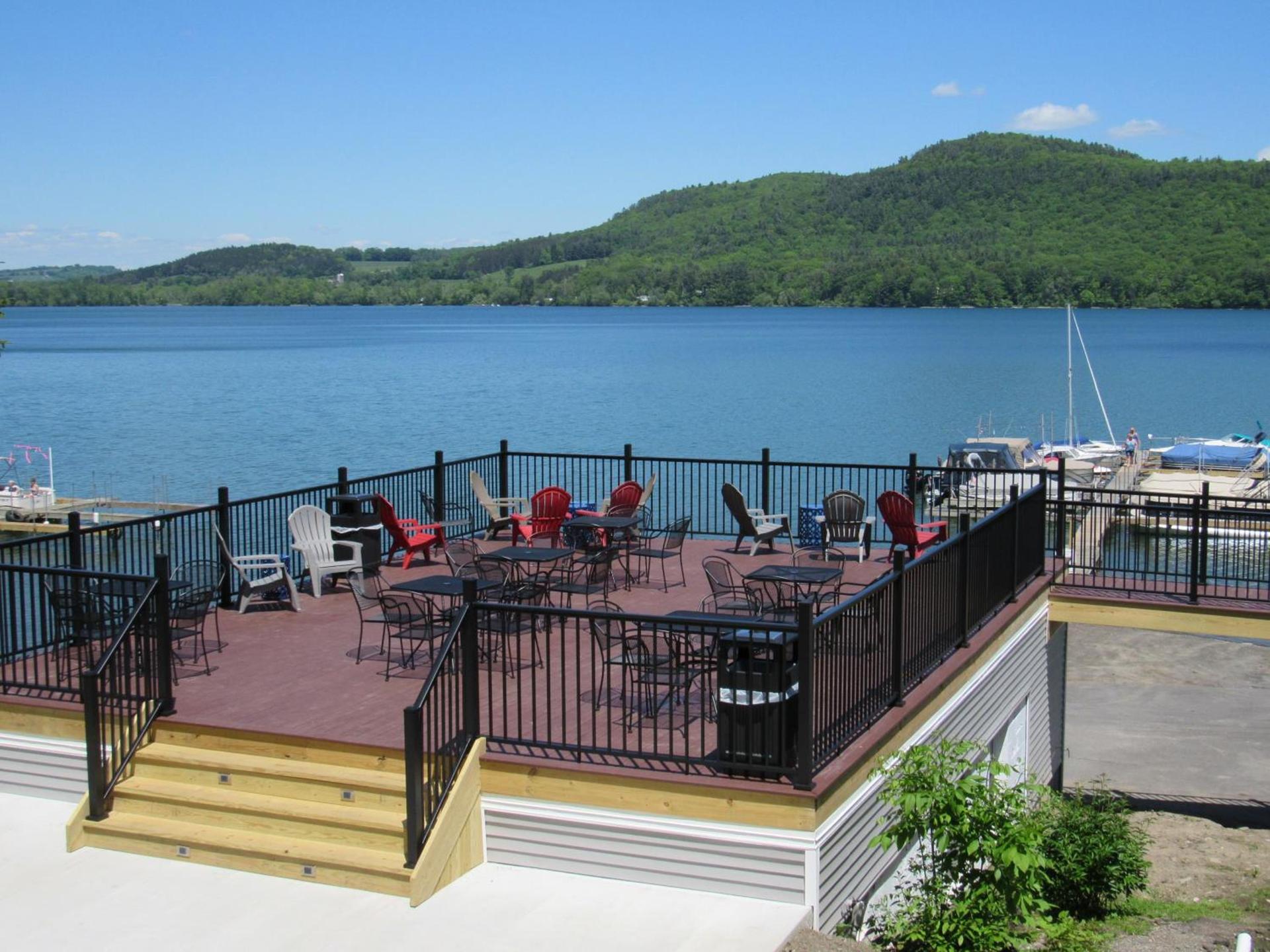 Lake 'N Pines Motel photo 7