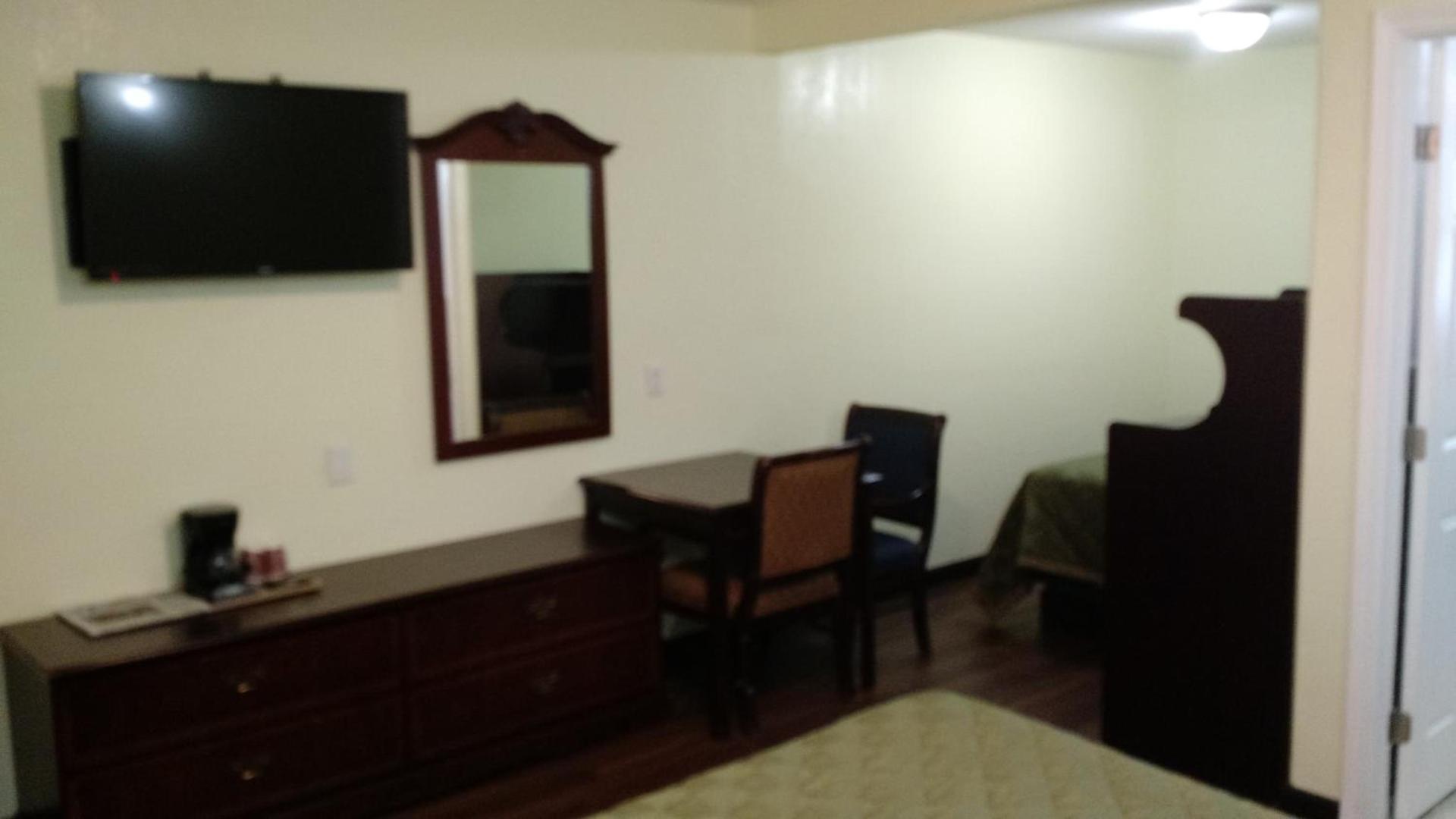 El Rancho Motel photo 23