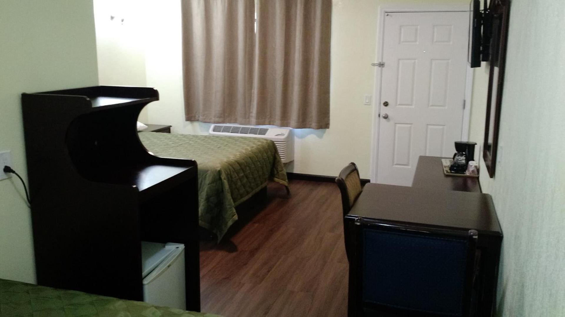 El Rancho Motel photo 12