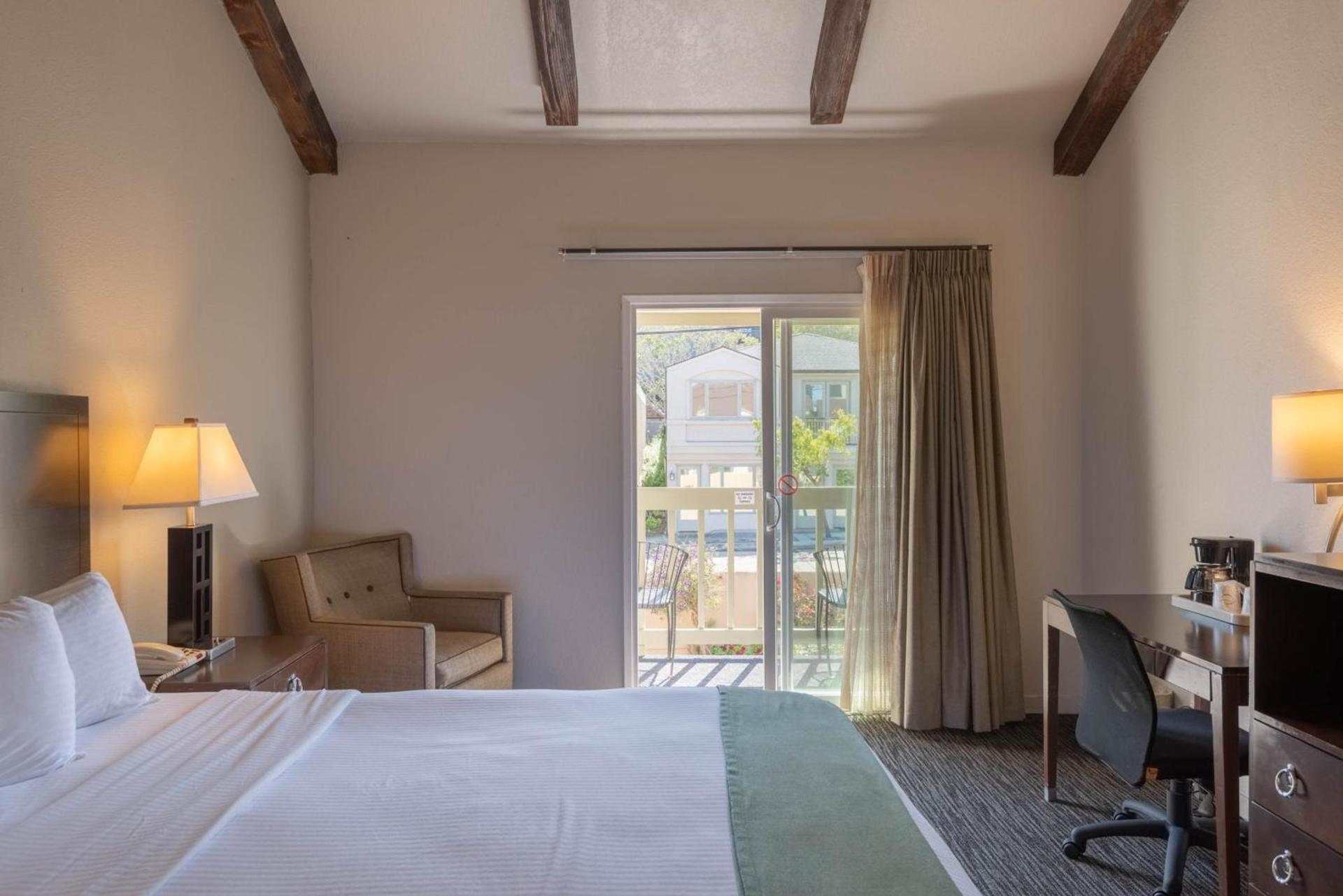 Cannery Row Inn photo 20
