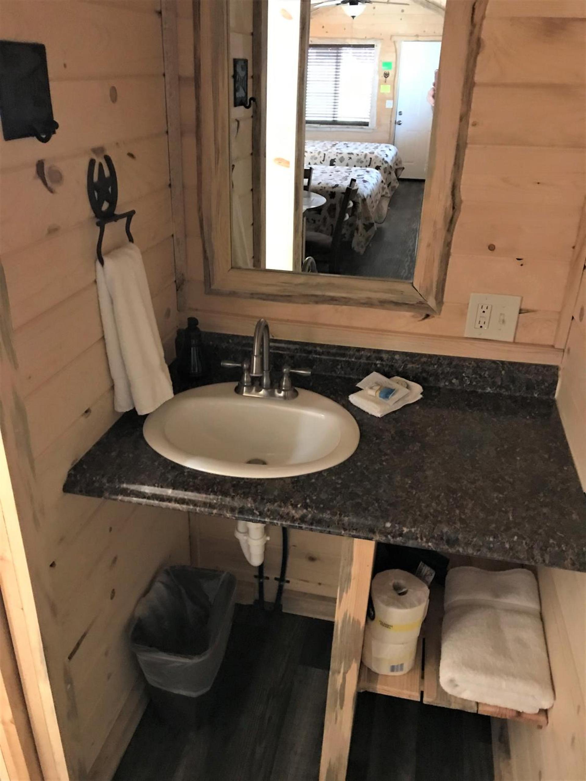 Drift Lodge photo 35