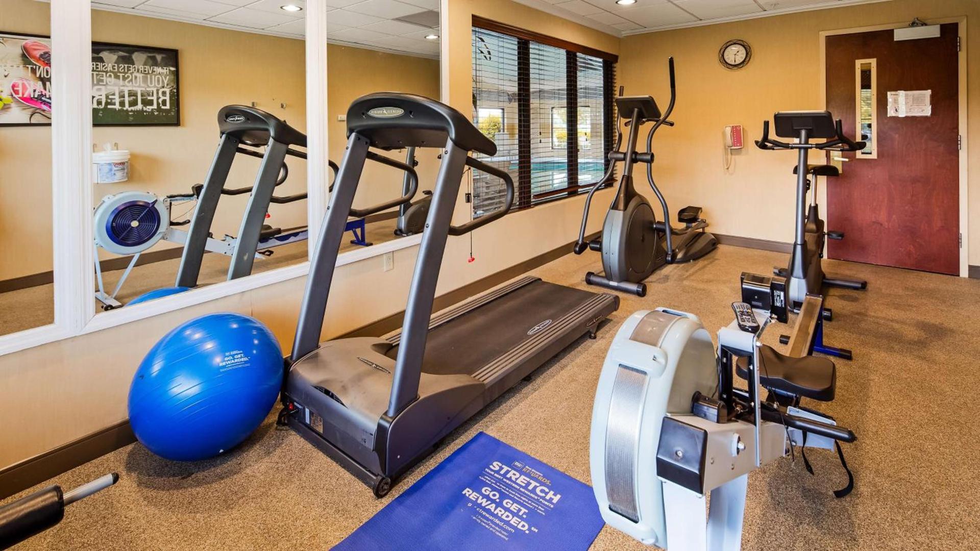 Best Western Plus Strawberry Inn & Suites photo 17