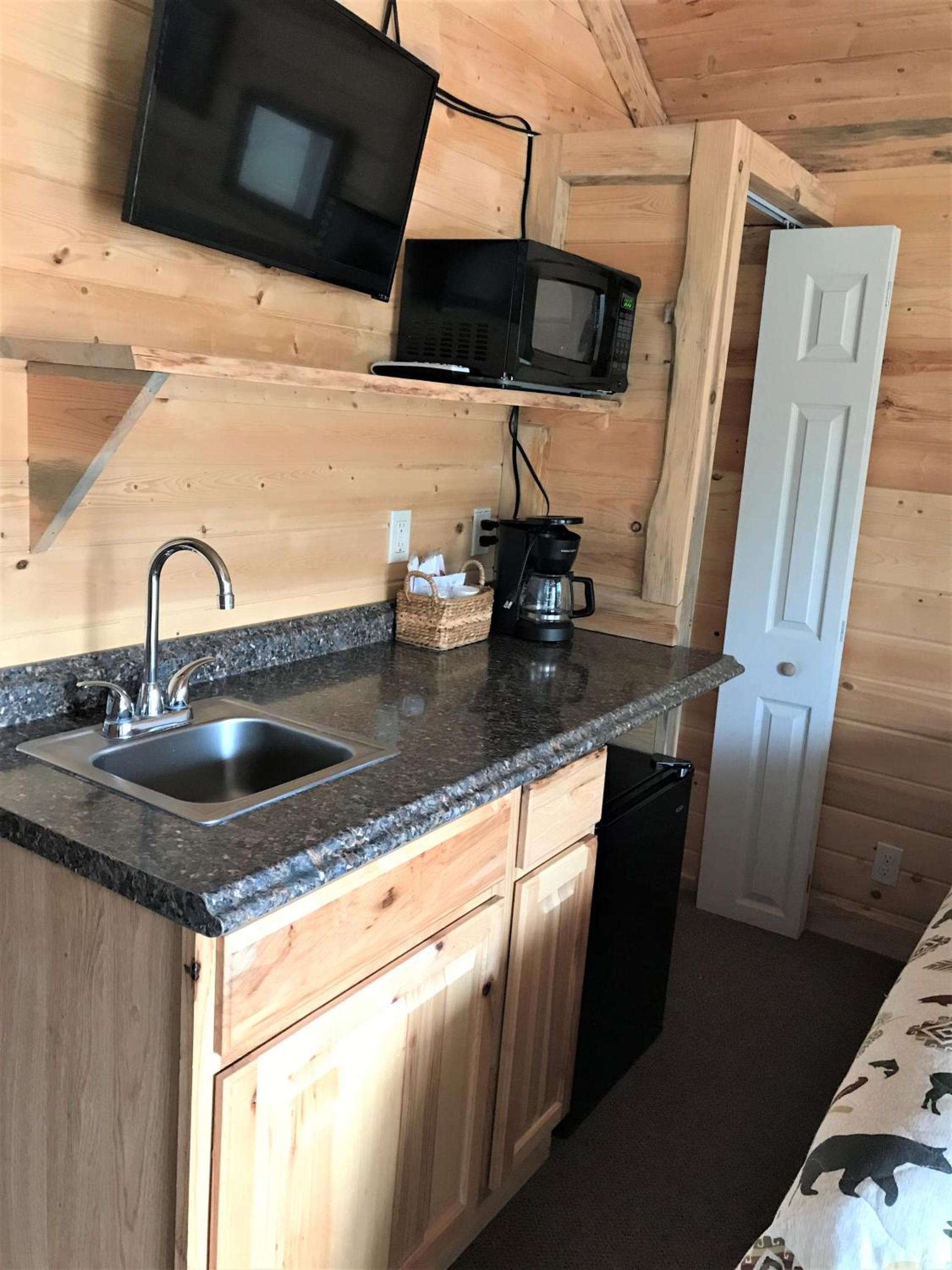 Drift Lodge photo 26