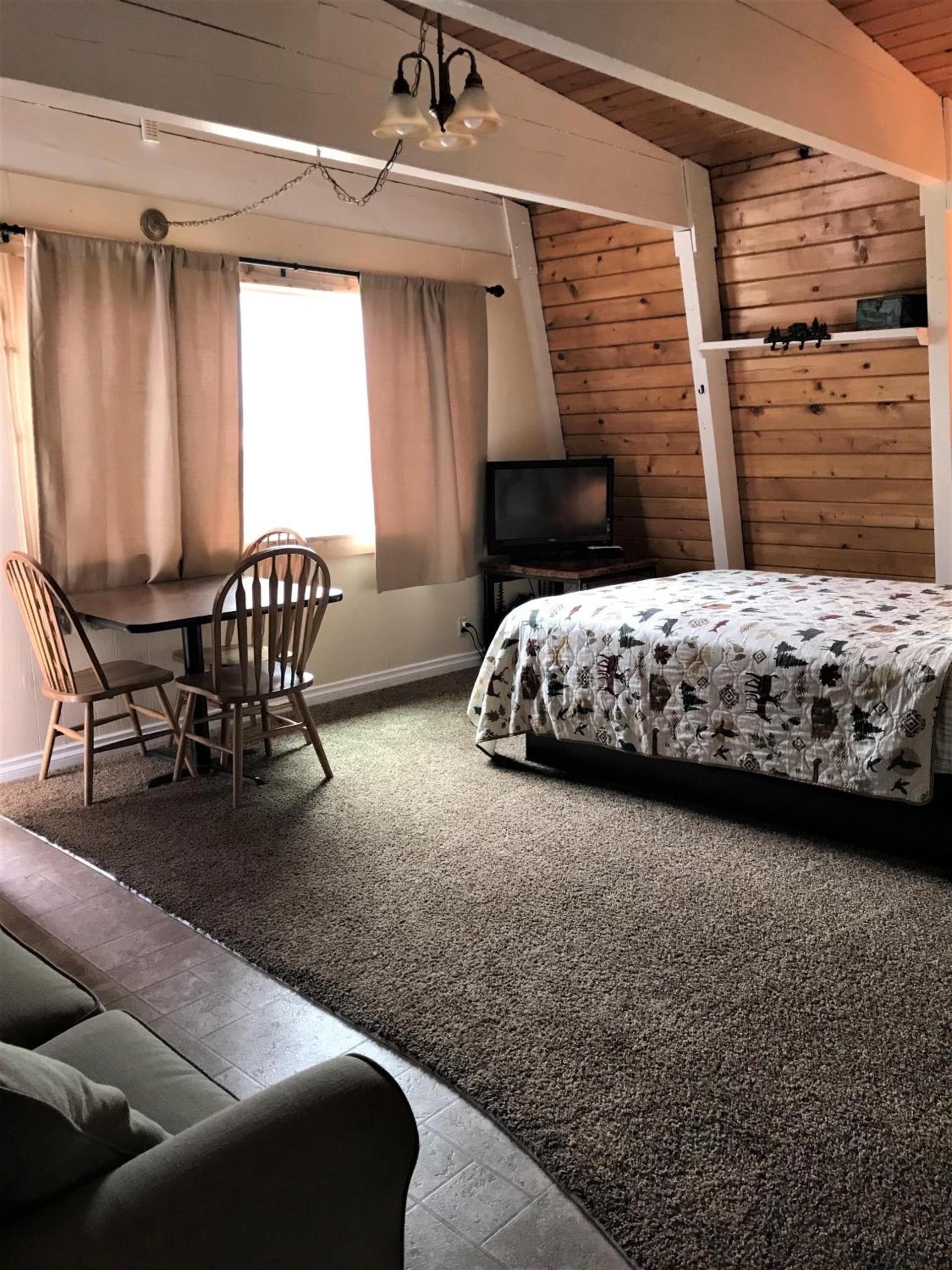 Drift Lodge photo 24