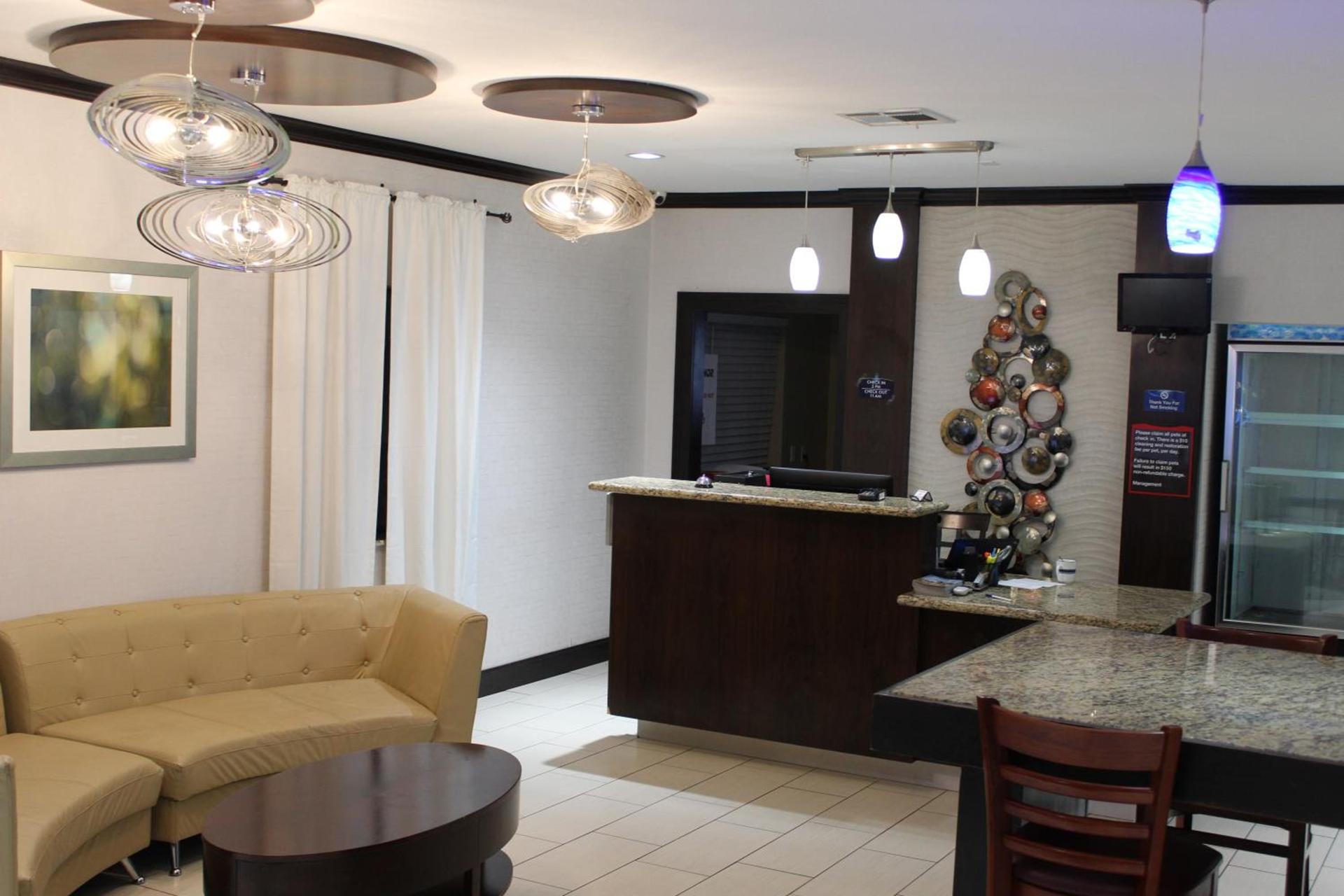 Horizon Inn & Suites photo 2