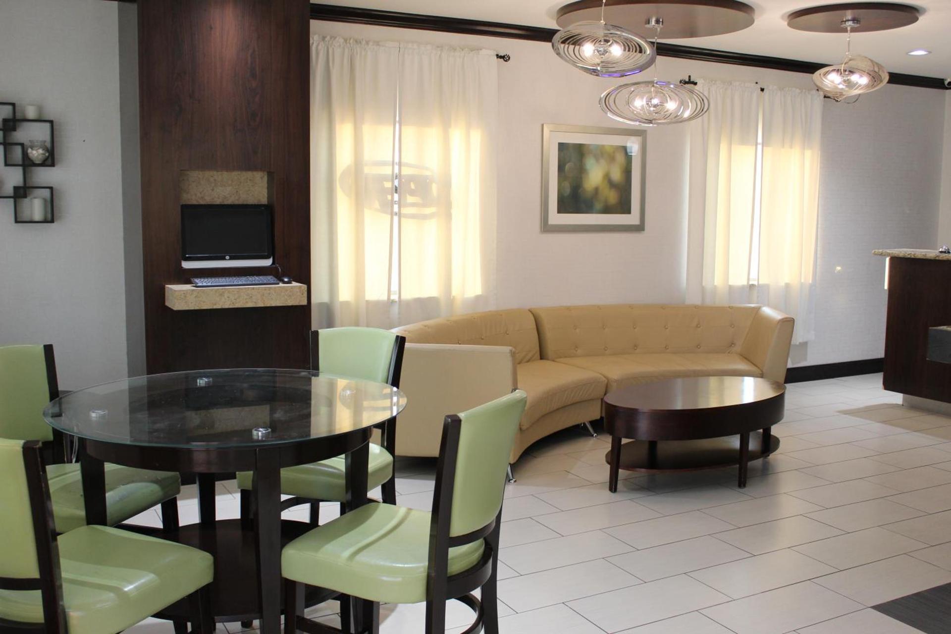 Horizon Inn & Suites photo 15
