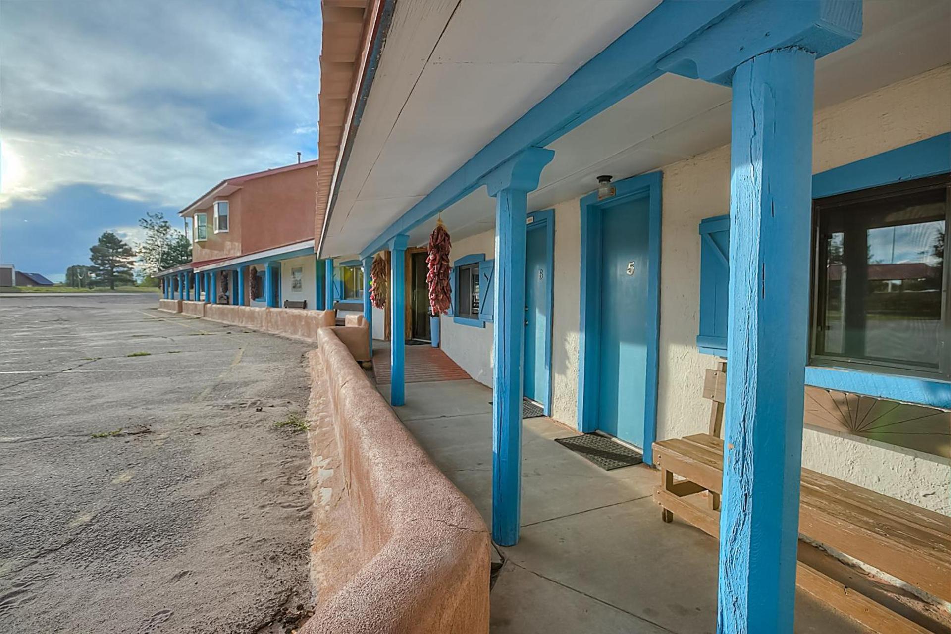 Chama Trails Motel photo 54