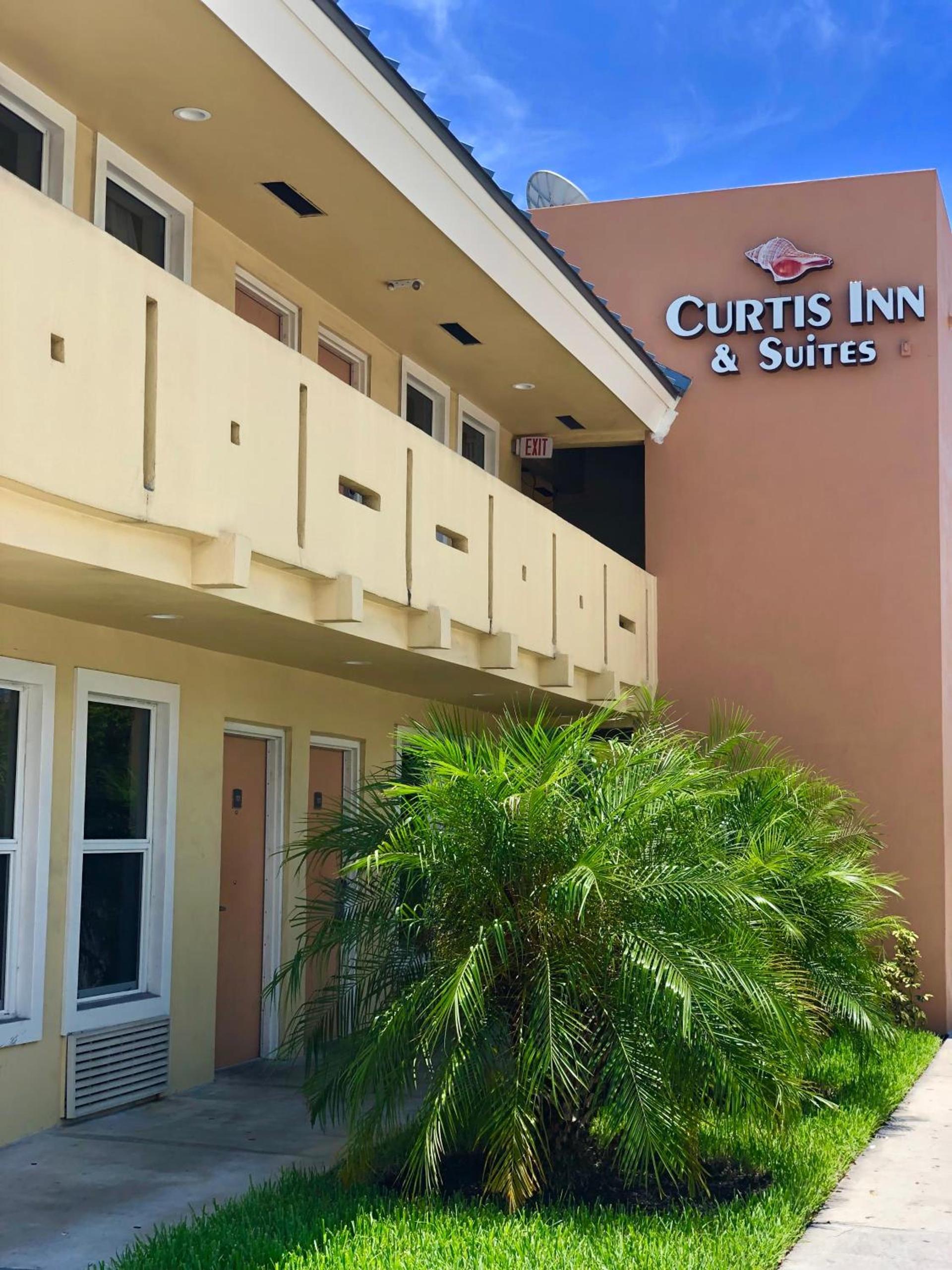 Curtis Inn & Suites photo 32