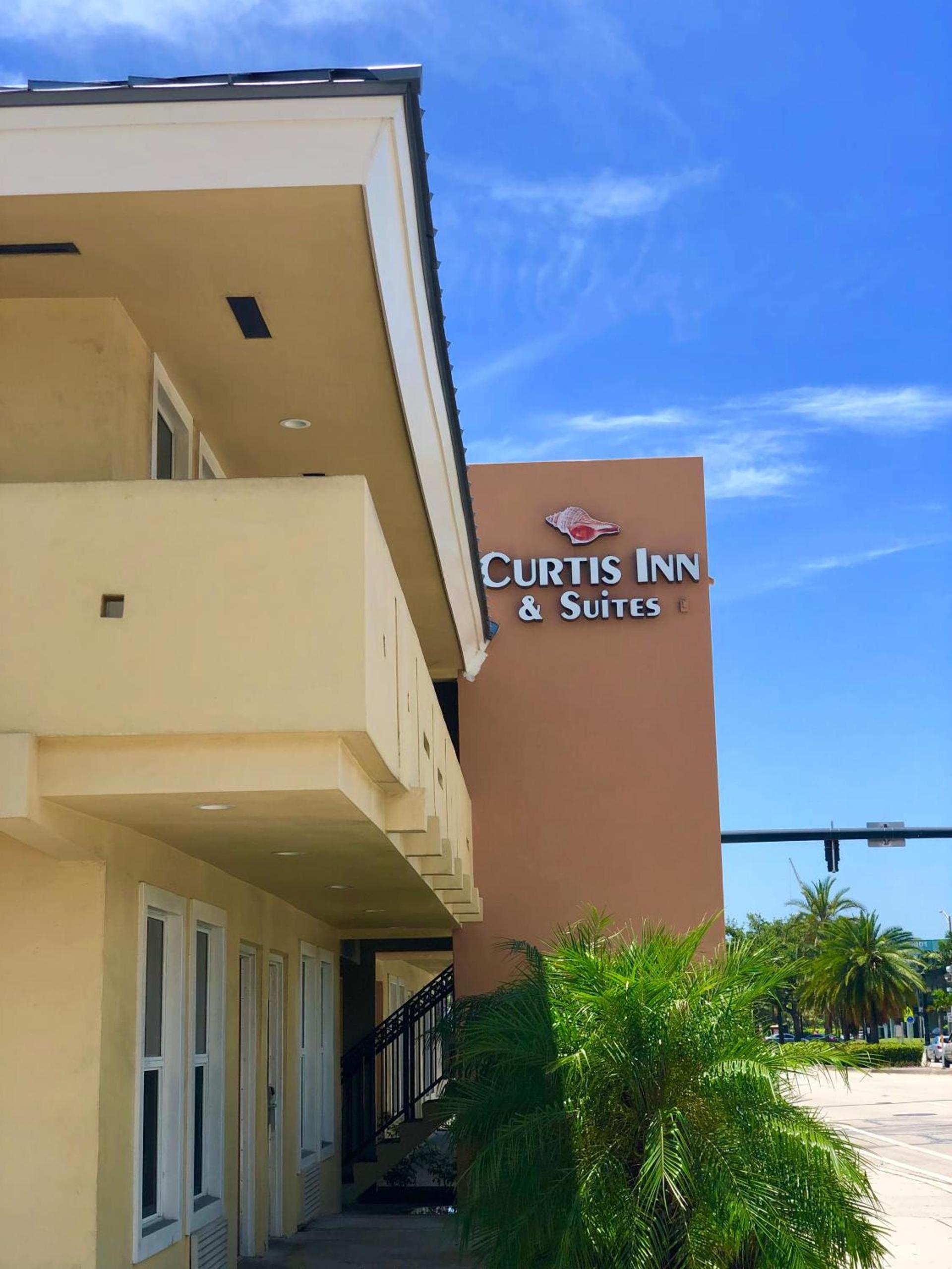 Curtis Inn & Suites photo 34