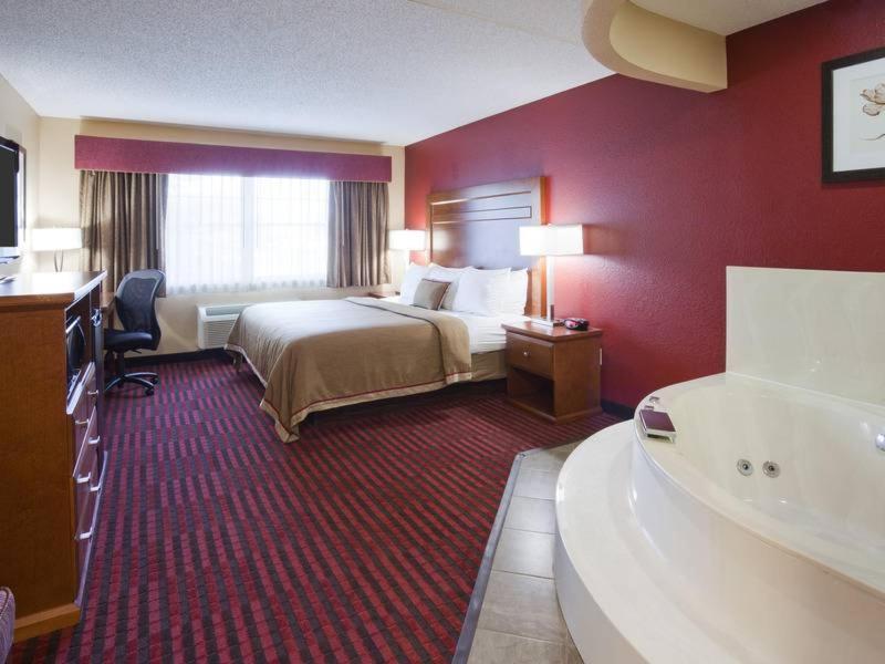 Quality Inn & Suites Stillwater photo 4