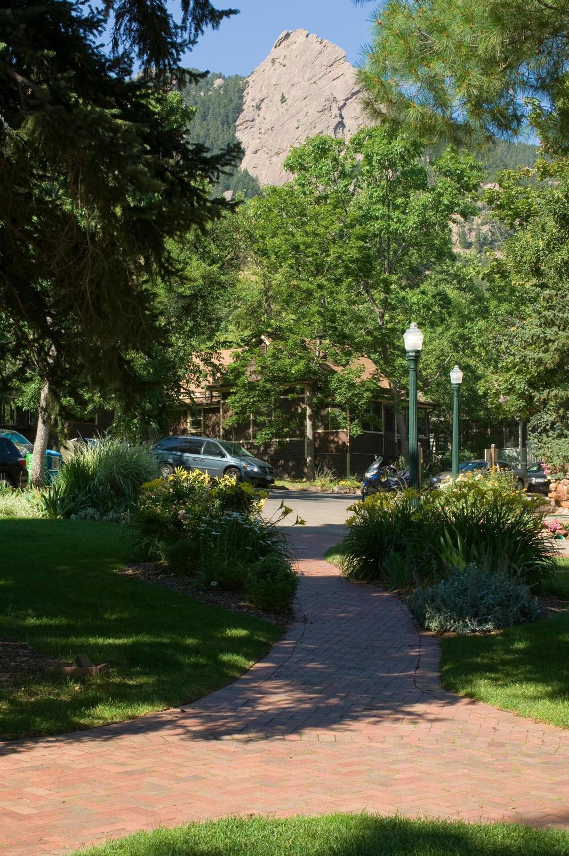 Colorado Chautauqua Cottages photo 34