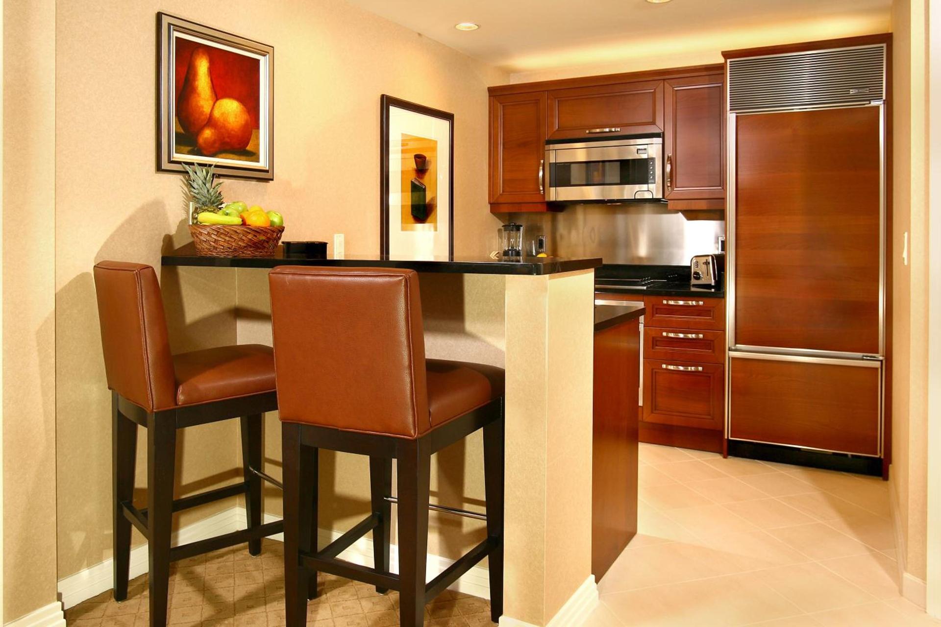 Luxury Suites International at The Signature photo 35