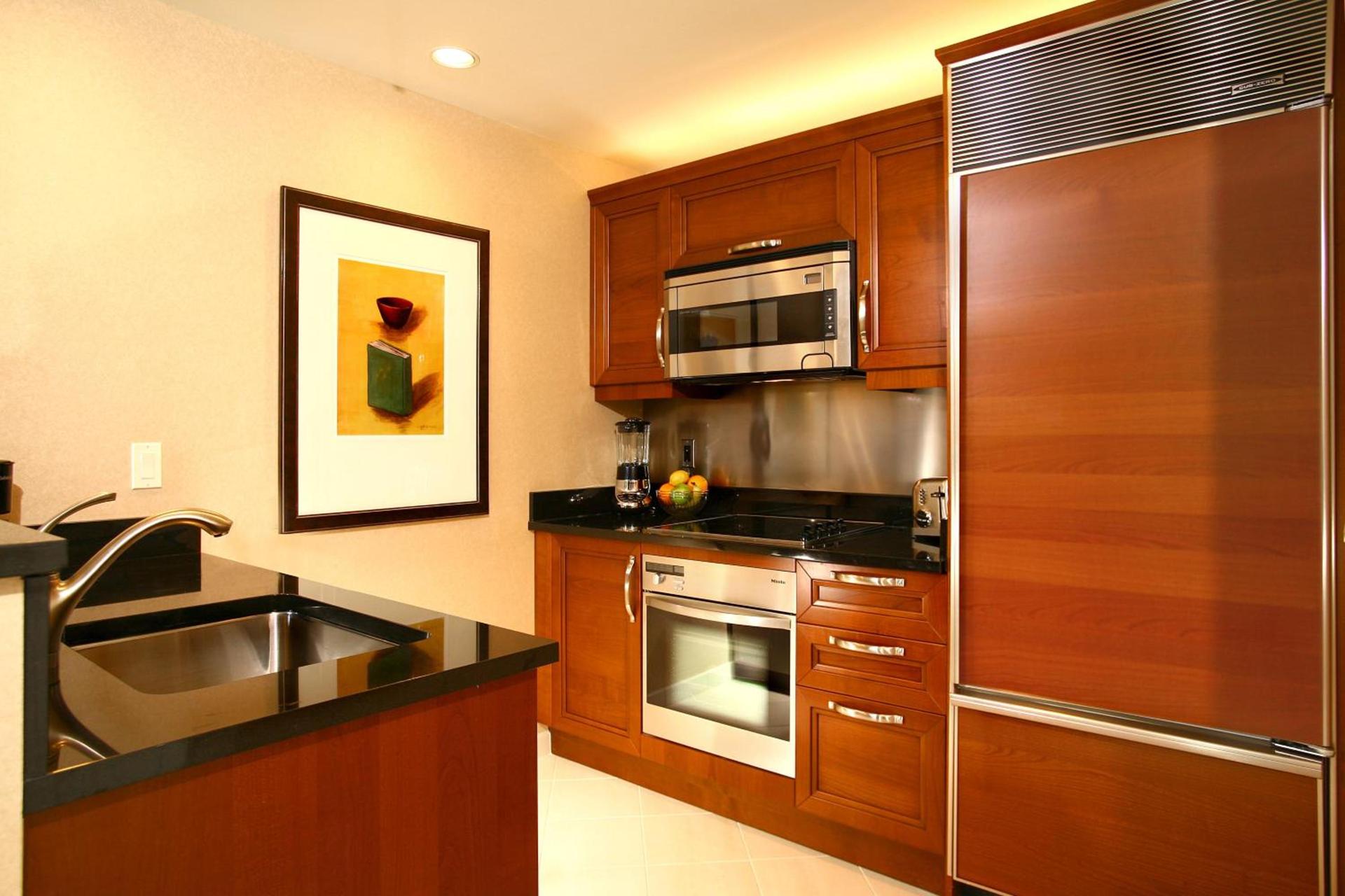 Luxury Suites International at The Signature photo 36