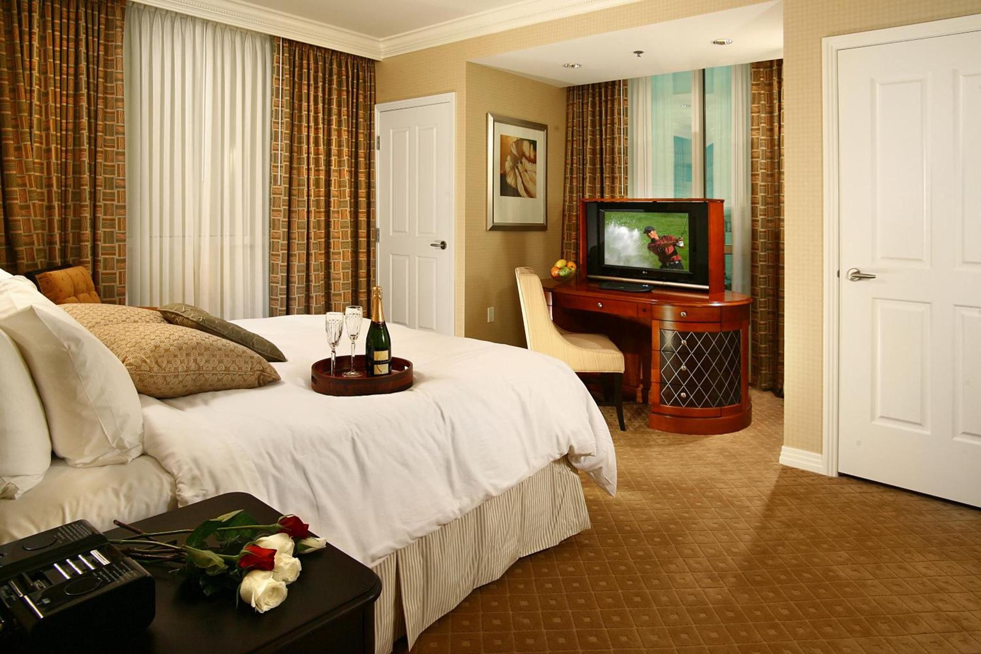 Luxury Suites International at The Signature photo 6