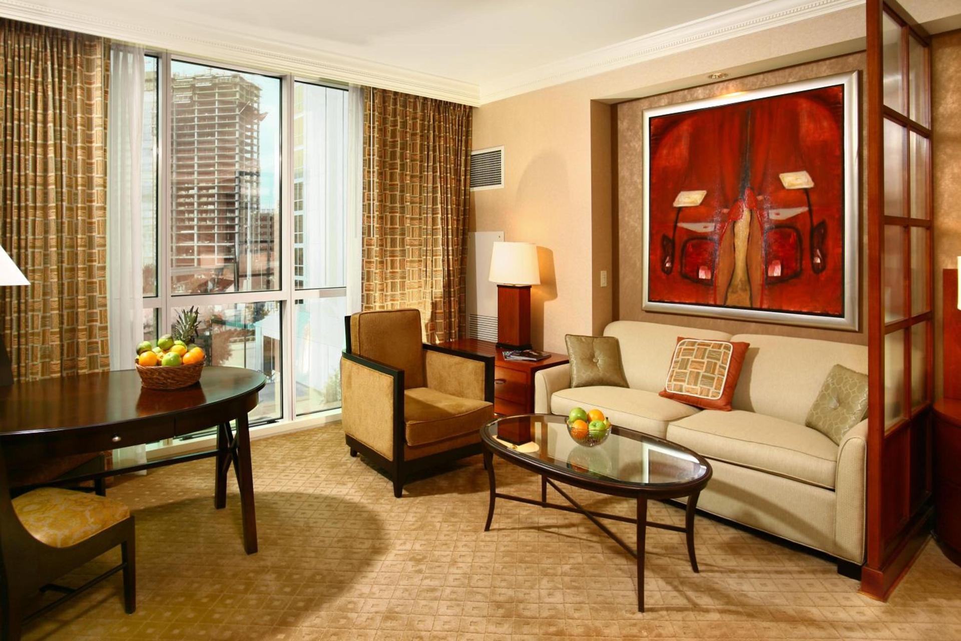 Luxury Suites International at The Signature photo 34