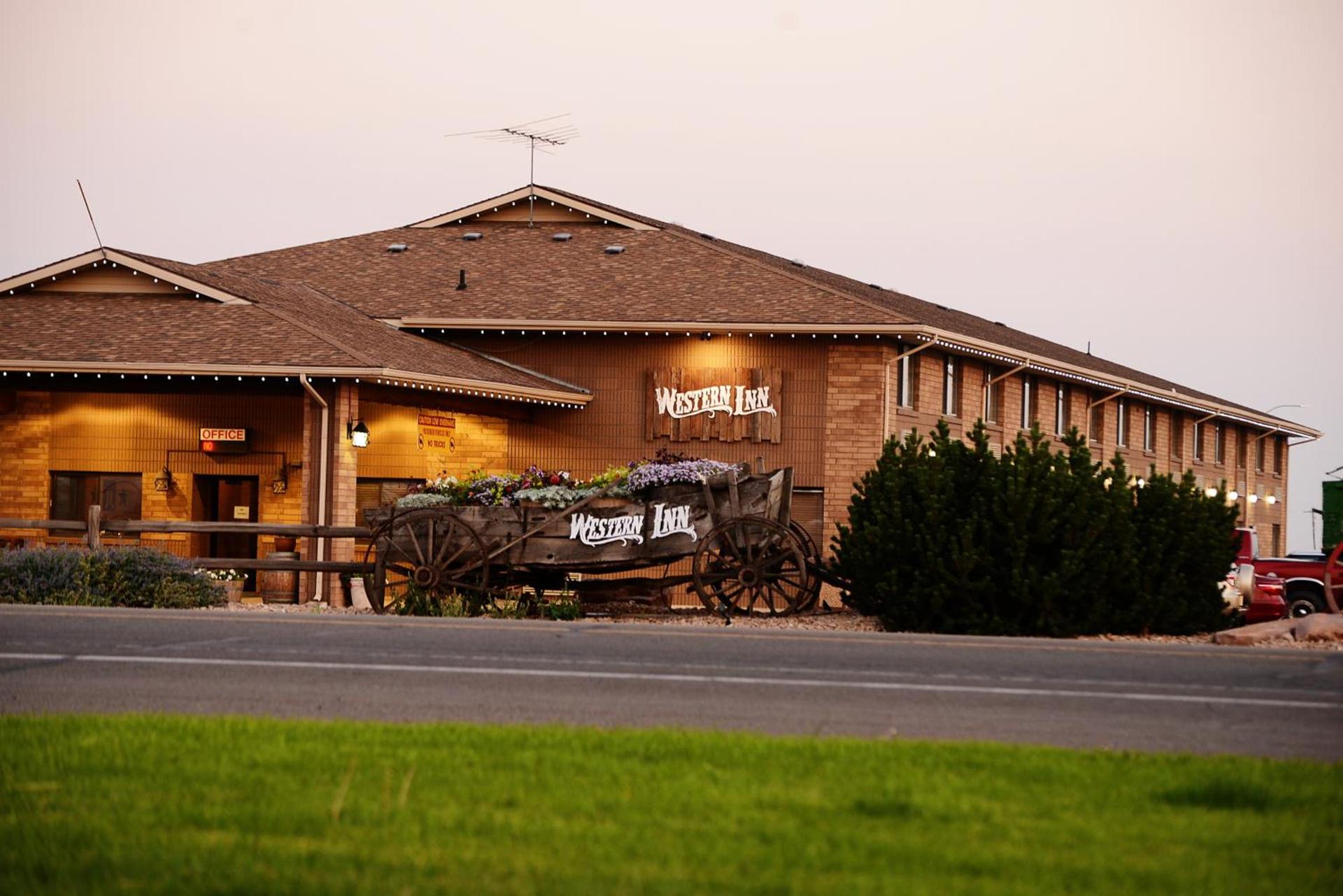 Western Inn - Tremonton, Utah photo 2