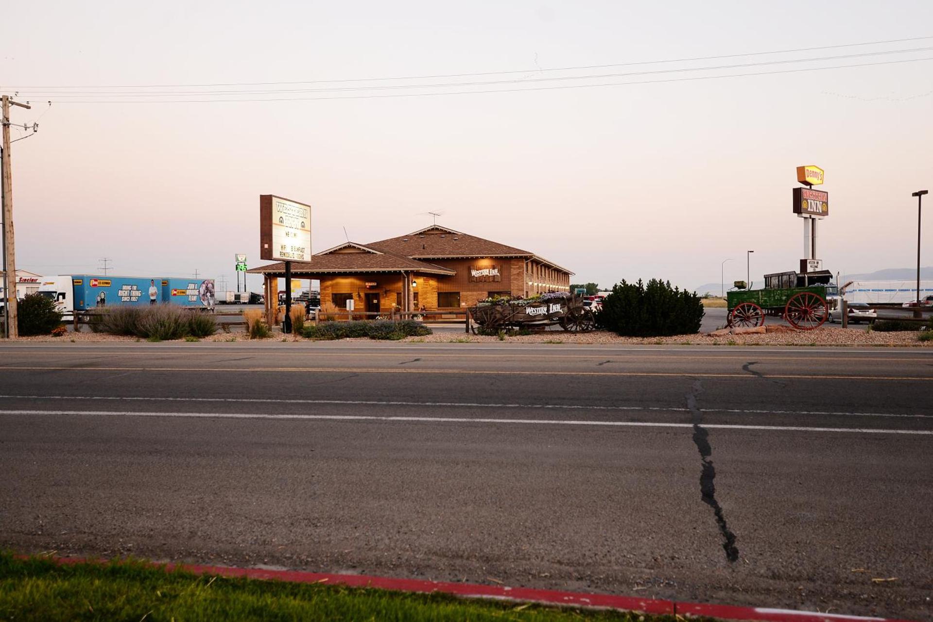 Western Inn - Tremonton, Utah photo 3