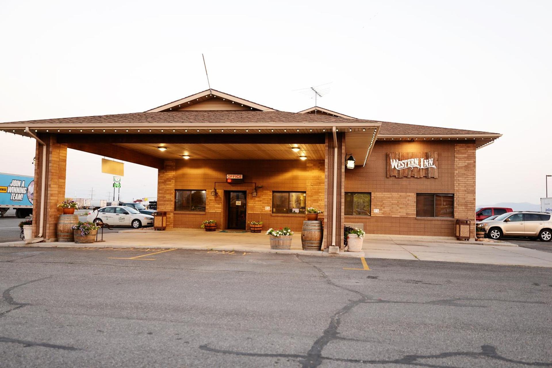 Western Inn - Tremonton, Utah photo 5