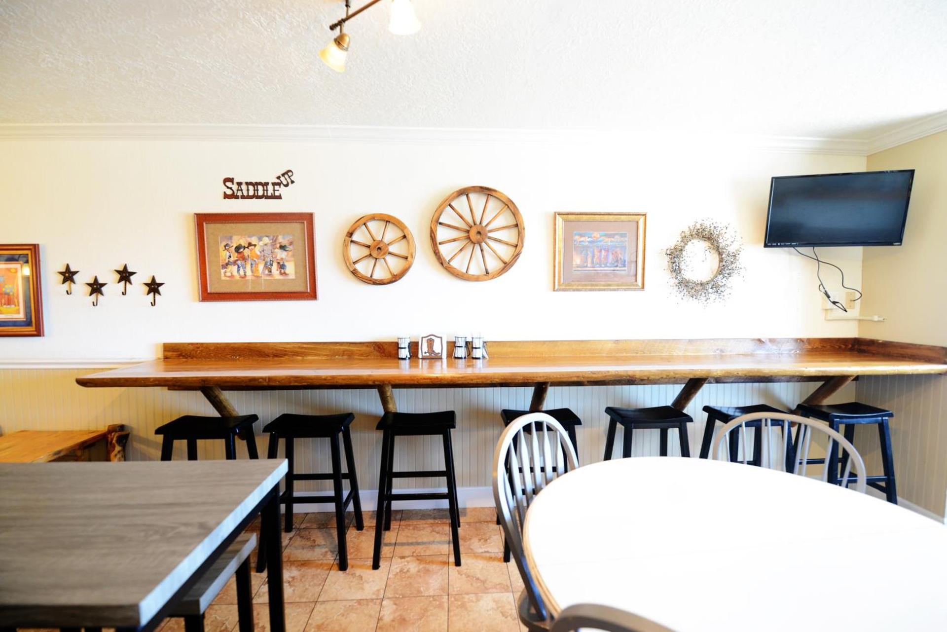 Western Inn - Tremonton, Utah photo 18