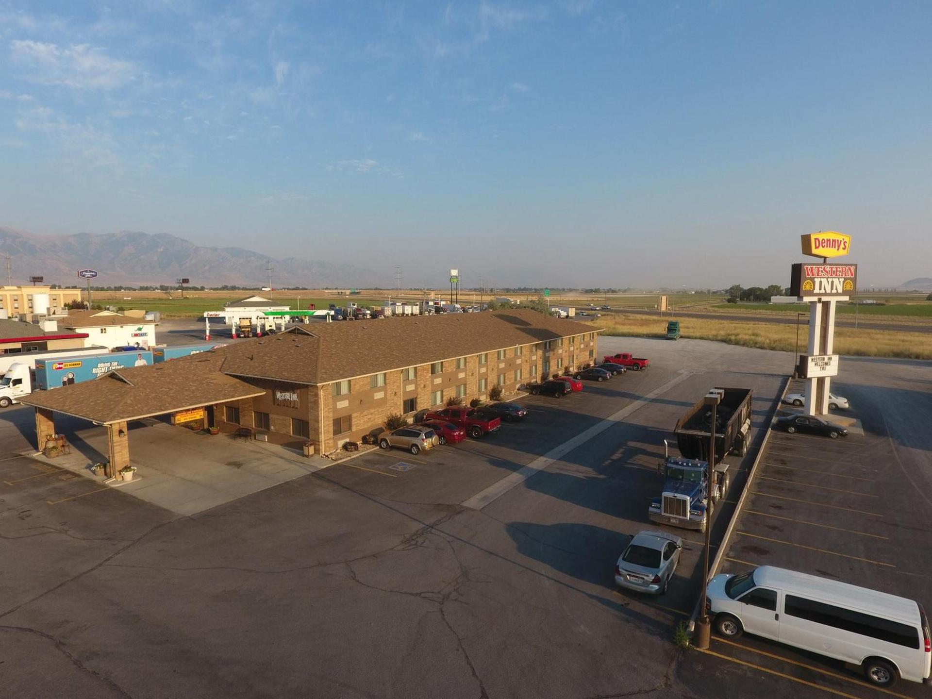 Western Inn - Tremonton, Utah photo 15