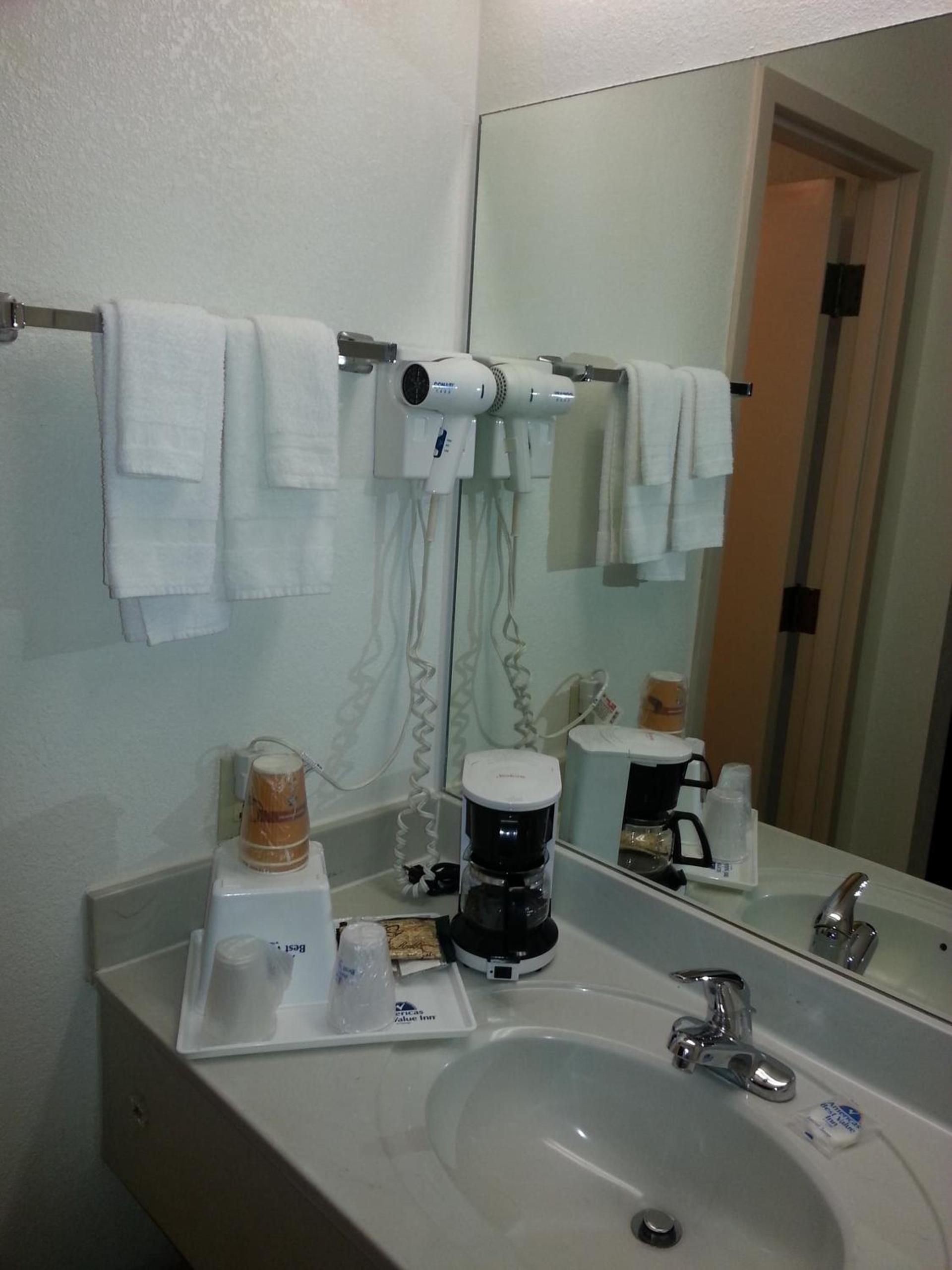 Americas Best Value Inn Douglasville photo 6