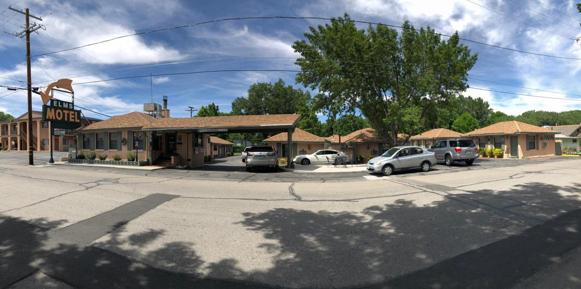 Bishop Elms Motel photo 20
