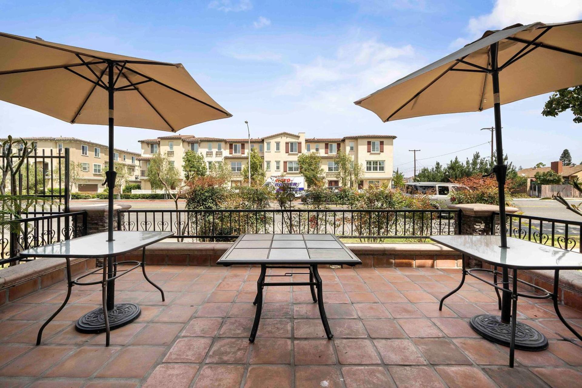 Lemon Tree Hotel and Suites photo 47