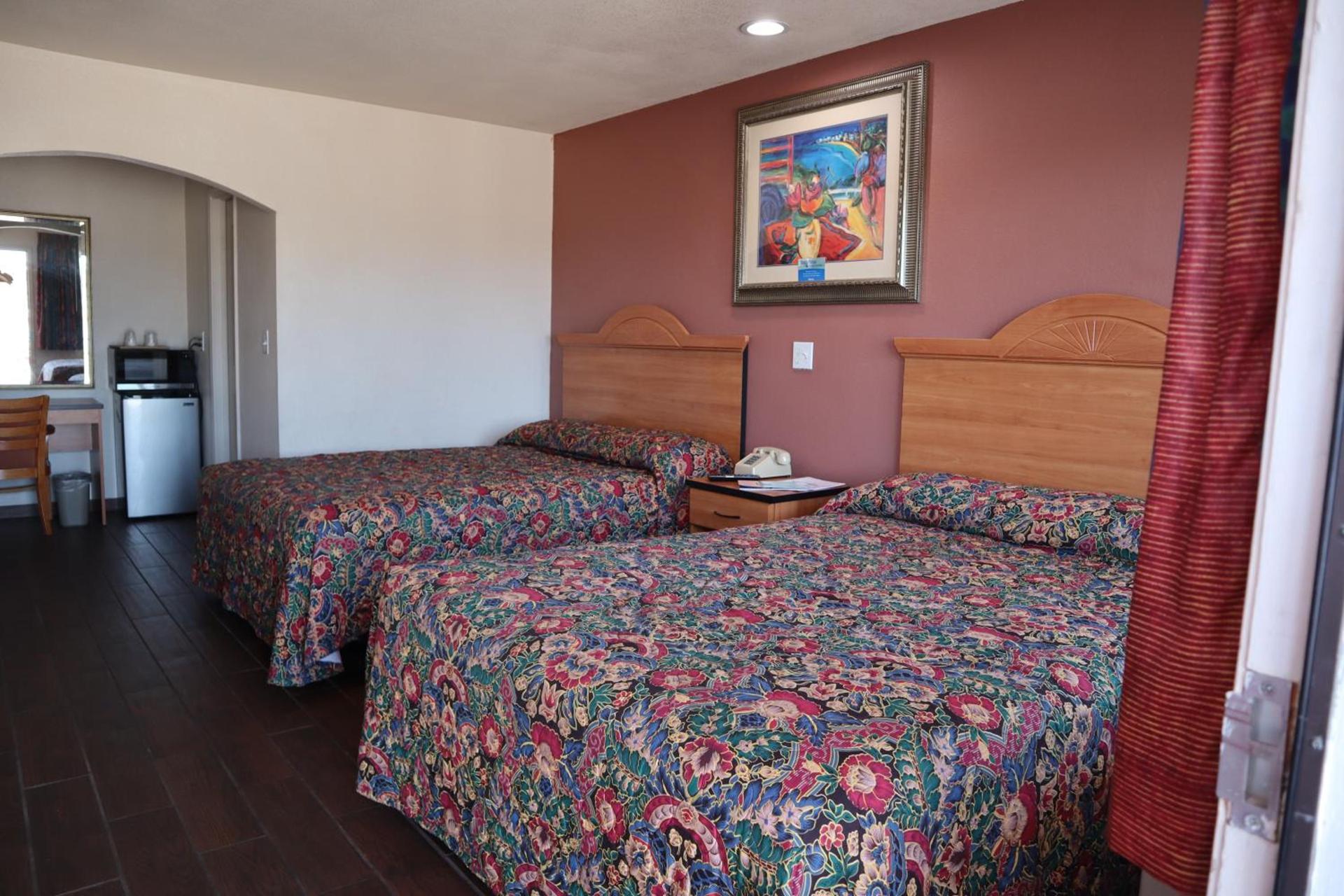 Capri Motel Santa Cruz Beach Boardwalk photo 11
